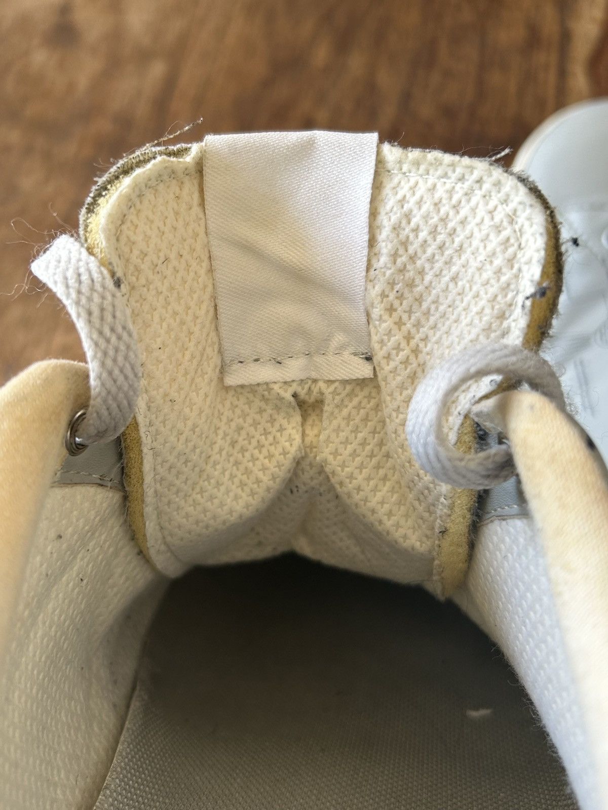 Undercover AW2010 Undercover ‘Avakareta Life’ Court Sneakers Size US 10 / EU 43 - 10 Thumbnail