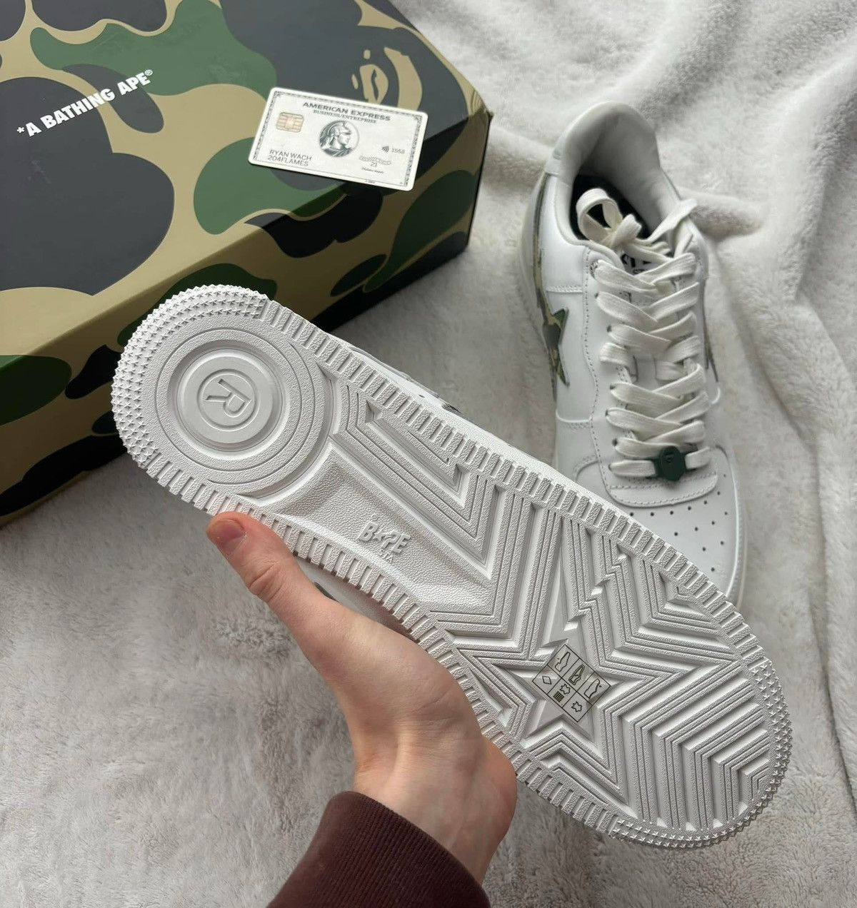 Bape Bape Sta White/Camo Classic Sneakers Size US 13 / EU 46 - 6 Thumbnail