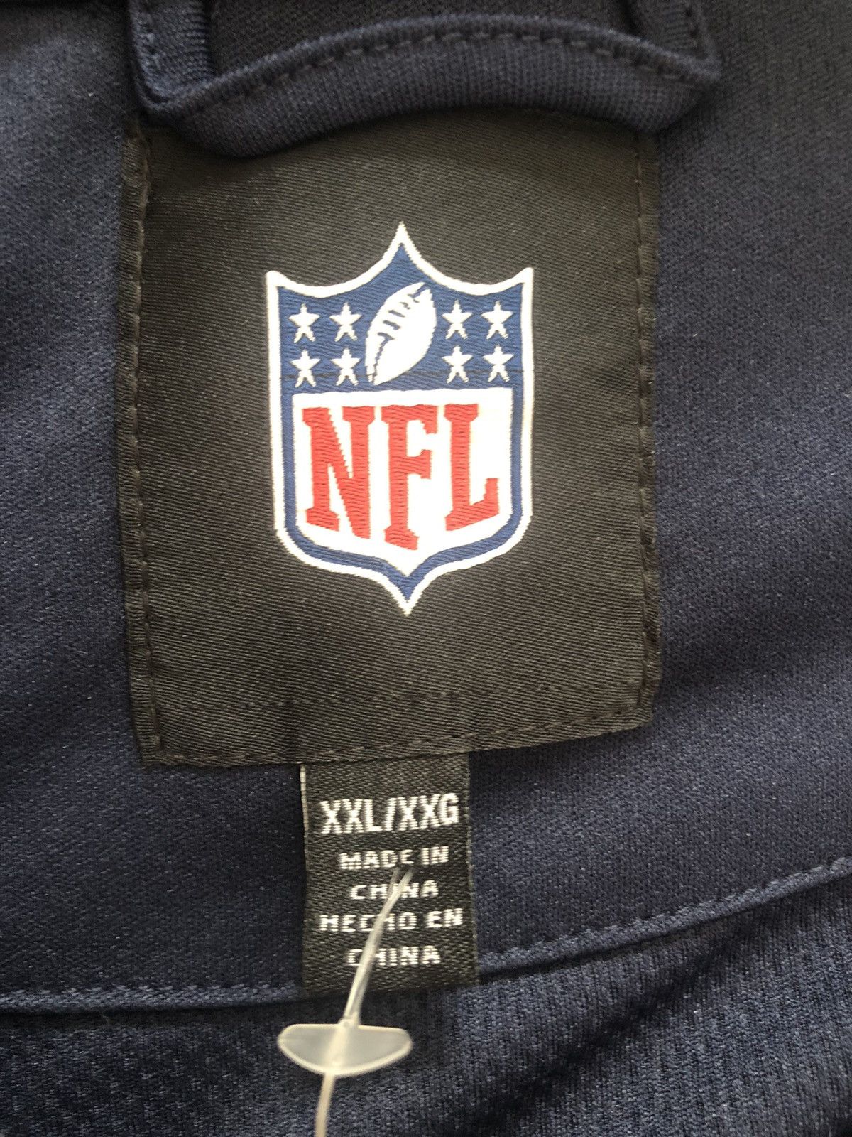 NFL VINTAGE SEATTLE SEAHAWKS NFL FOOTBALL ZIP SWEATSHIRT Size US XL / EU 56 / 4 - 3 Thumbnail