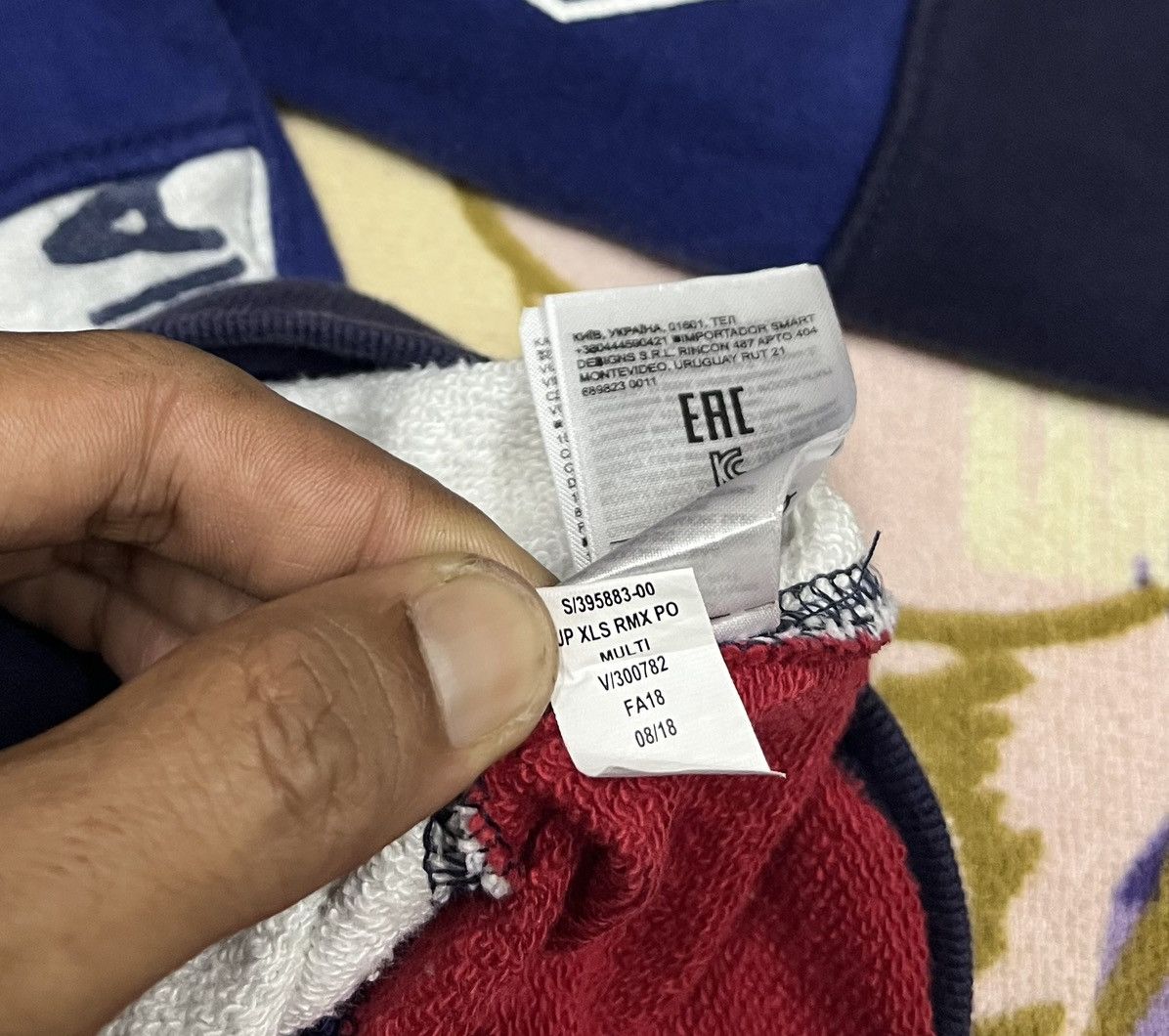 Gap Vtg GAP Multicolor Hoodies x Rare Size US L / EU 52-54 / 3 - 16 Thumbnail