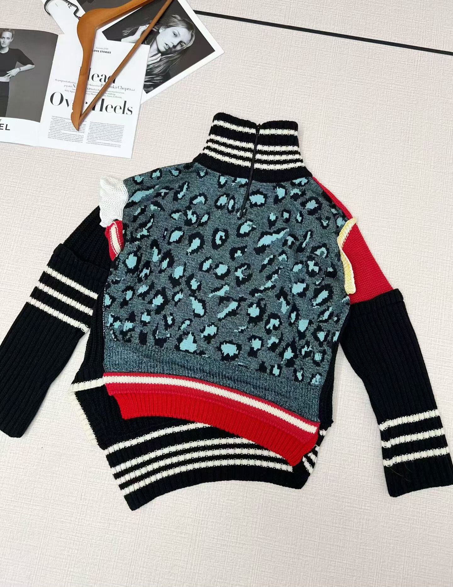 Balenciaga Balenciaga Deconstructed Irregular Sweater Size XXS / US 00 / IT 34 - 1 Thumbnail
