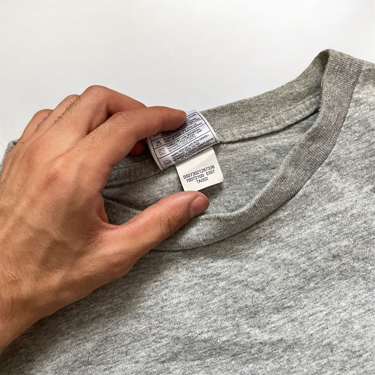 Nike Vintage Nike Shirt Y2K Gray T-Shirt Black Swoosh Just Do It Size US XL / EU 56 / 4 - 4 Thumbnail