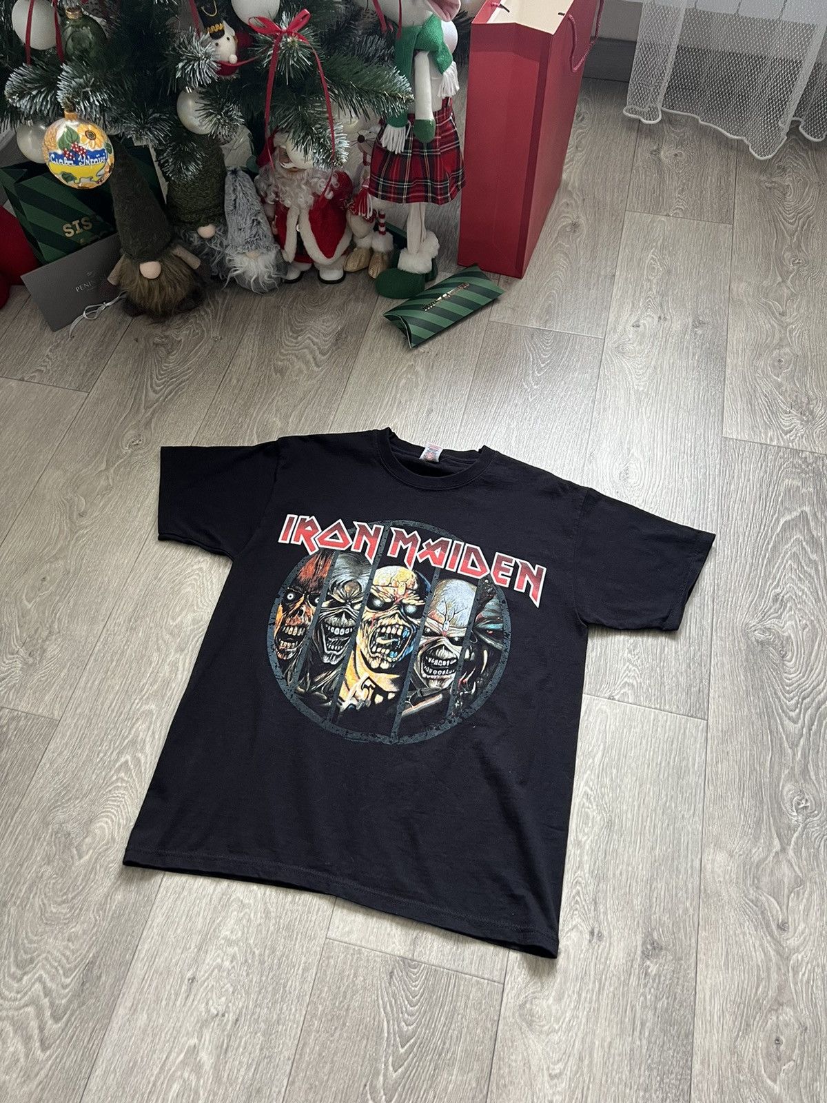 Band Tees × Iron Maiden × Vintage VINTAGE IRON MAIDEN 2012 TEE SHIRT Size US L / EU 52-54 / 3 - 1 Thumbnail