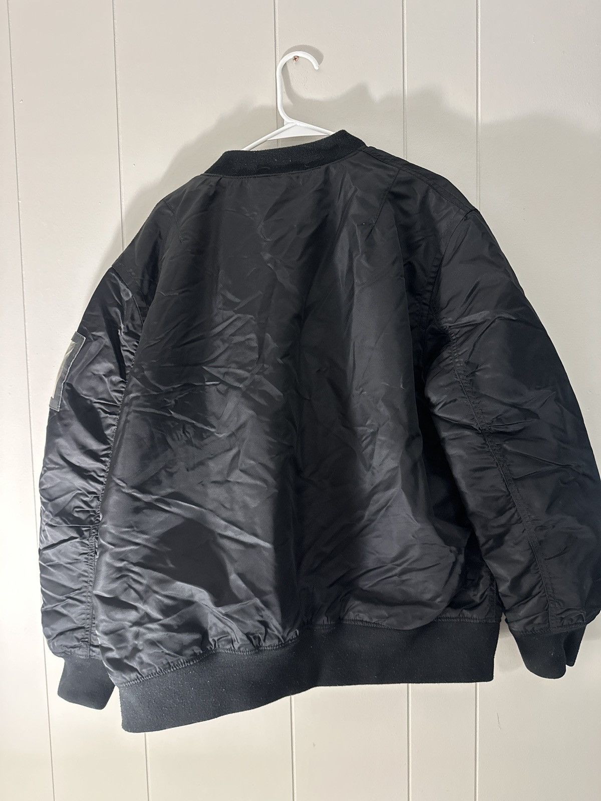 H&M × The Weeknd H&M x The Weeknd Black Patch Bomber Jacket Size L Size US L / EU 52-54 / 3 - 2 Thumbnail