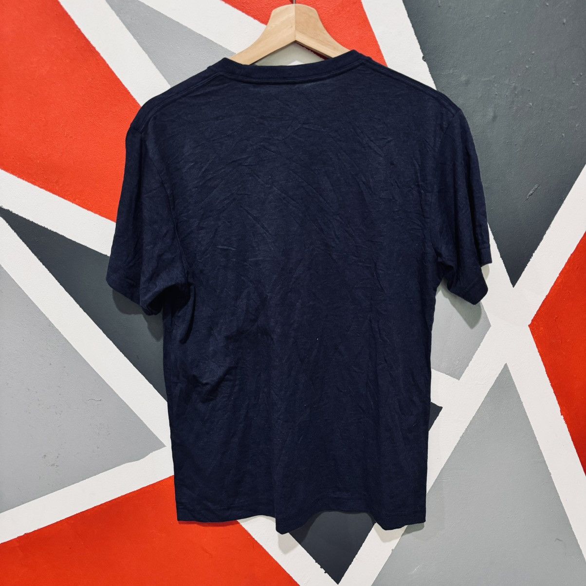 Mickey Mouse Uniqlo X Mickey Mouse Tee Size US M / EU 48-50 / 2 - 2 Thumbnail