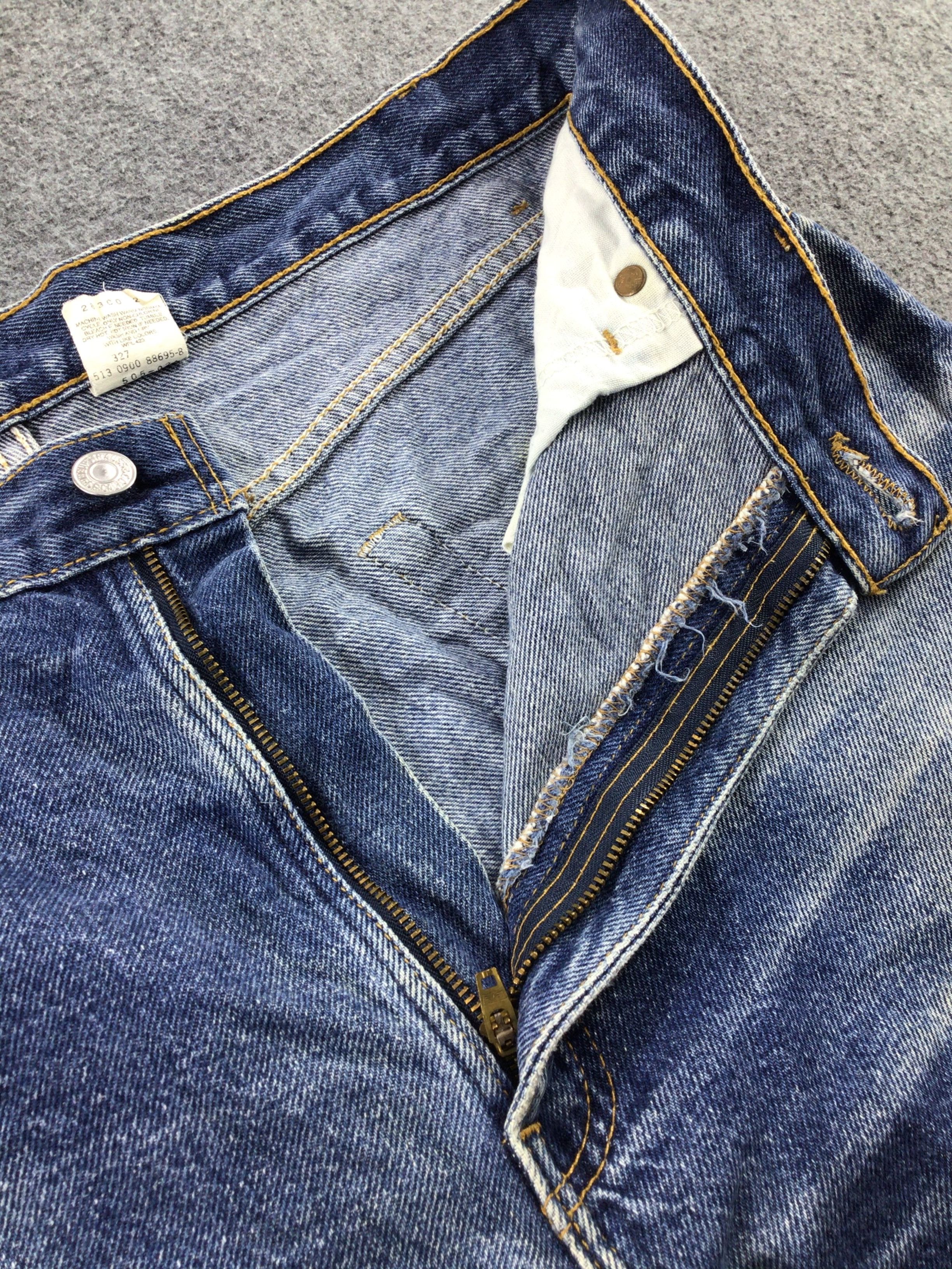 Levi's Vintage Levis 505 Jeans Faded Blue Distressed Denim KJ179 Size US 34 / EU 50 - 8 Thumbnail