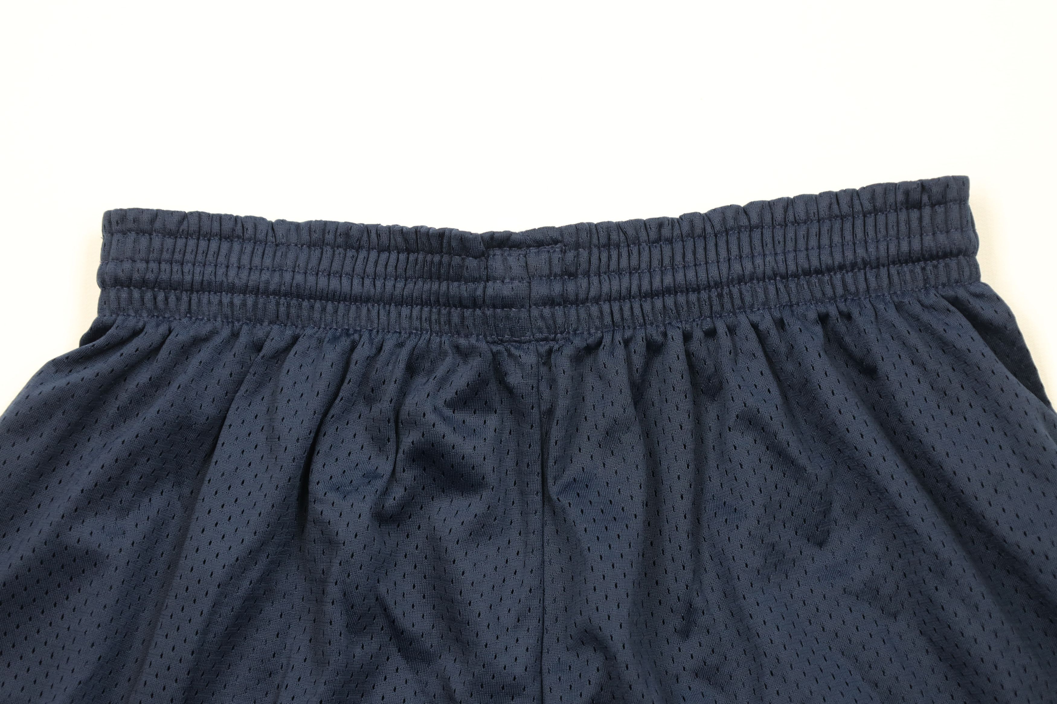 Vintage Vintage 90s Streetwear Gym Basketball Shorts Nylon Blue USA Size US 30 / EU 46 - 7 Thumbnail