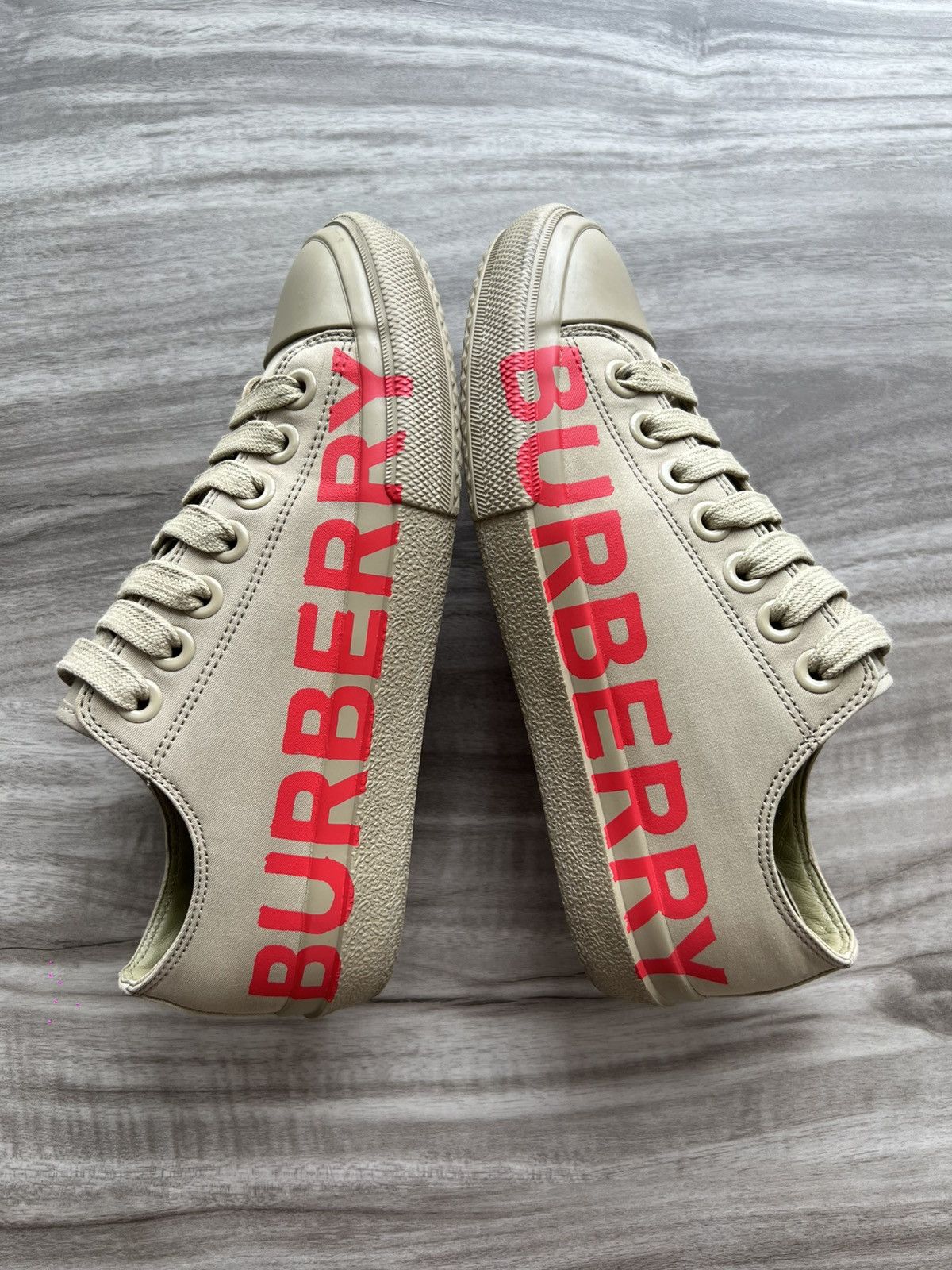 Burberry Burberry Larkhall Low Dark Honey Size 5.5 Women’s (EU 36) Size US 5.5 / IT 35.5 - 3 Thumbnail