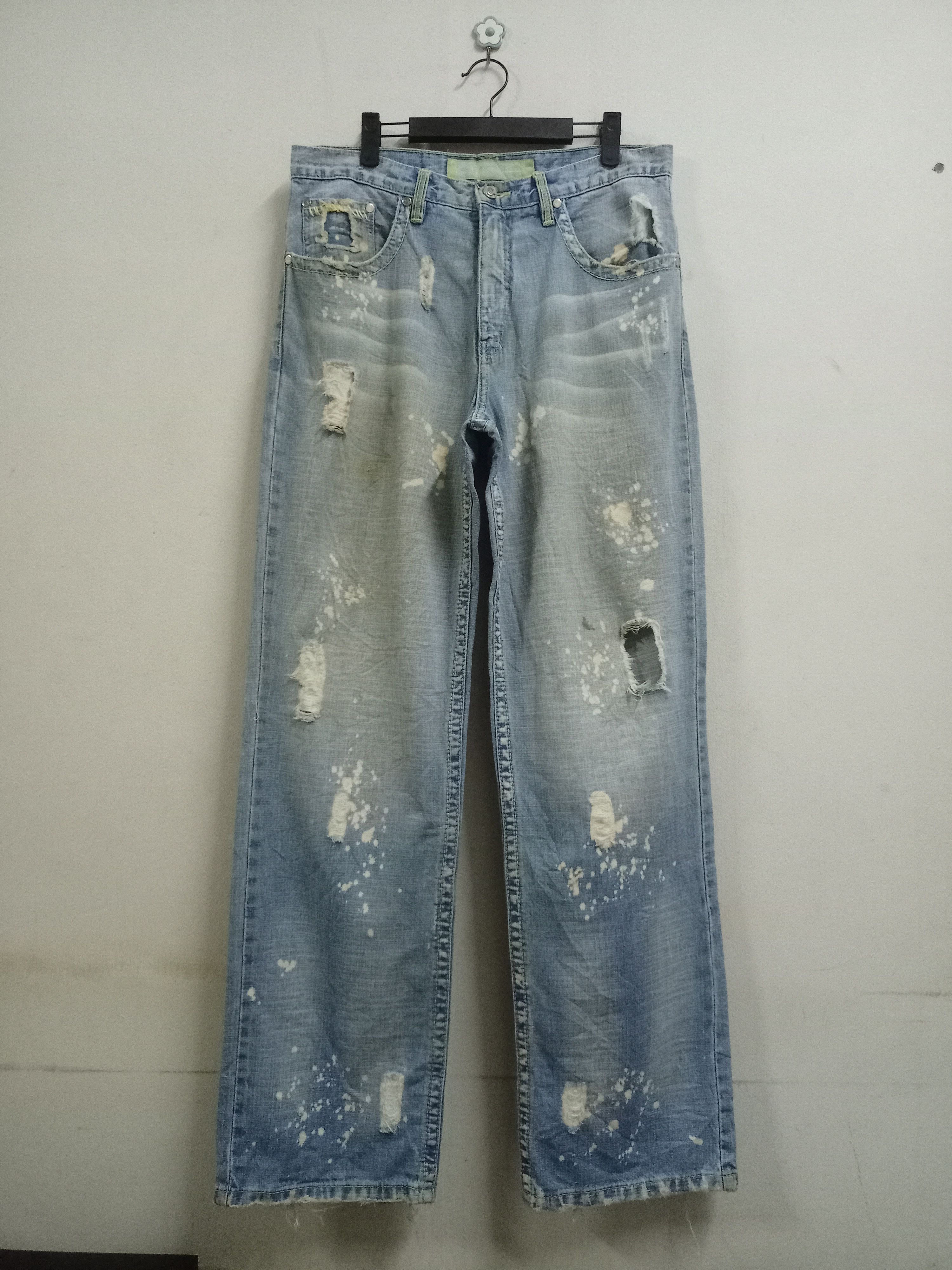 Japanese Brand Vintage Japanese Brand Ripped Painted Splatters Baggy Jeans Size US 34 / EU 50 - 1 Thumbnail