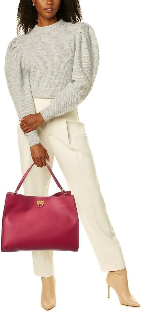 Salvatore Ferragamo o1s1rm0924 Size: OS / Trifolio Leather Tote Bag in Burgundy Size ONE SIZE - 4 Thumbnail