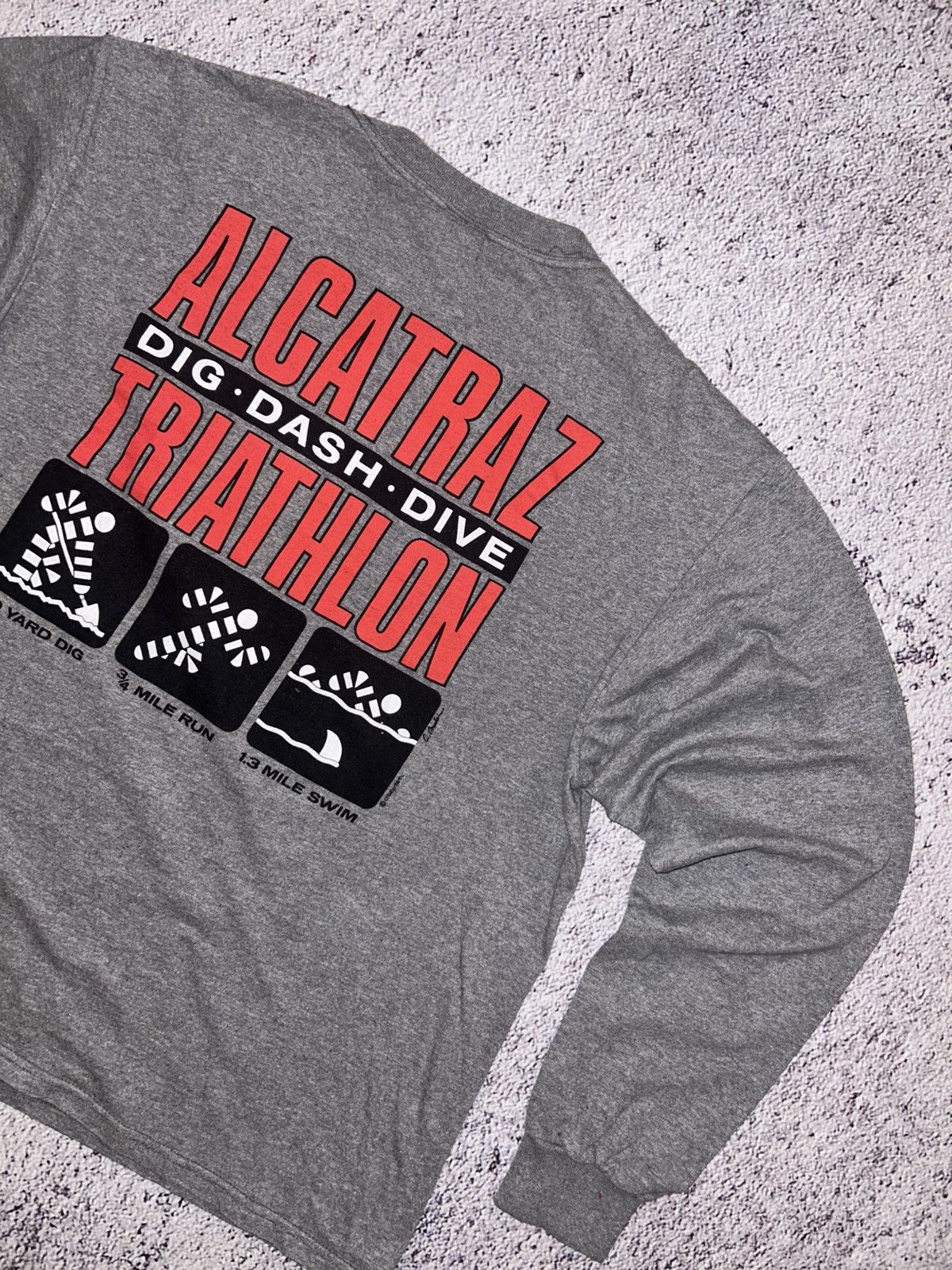 Other Crazy Shirt Alcatraz San Francisco Humor Triathlon Vintage Size US S / EU 44-46 / 1 - 10 Thumbnail