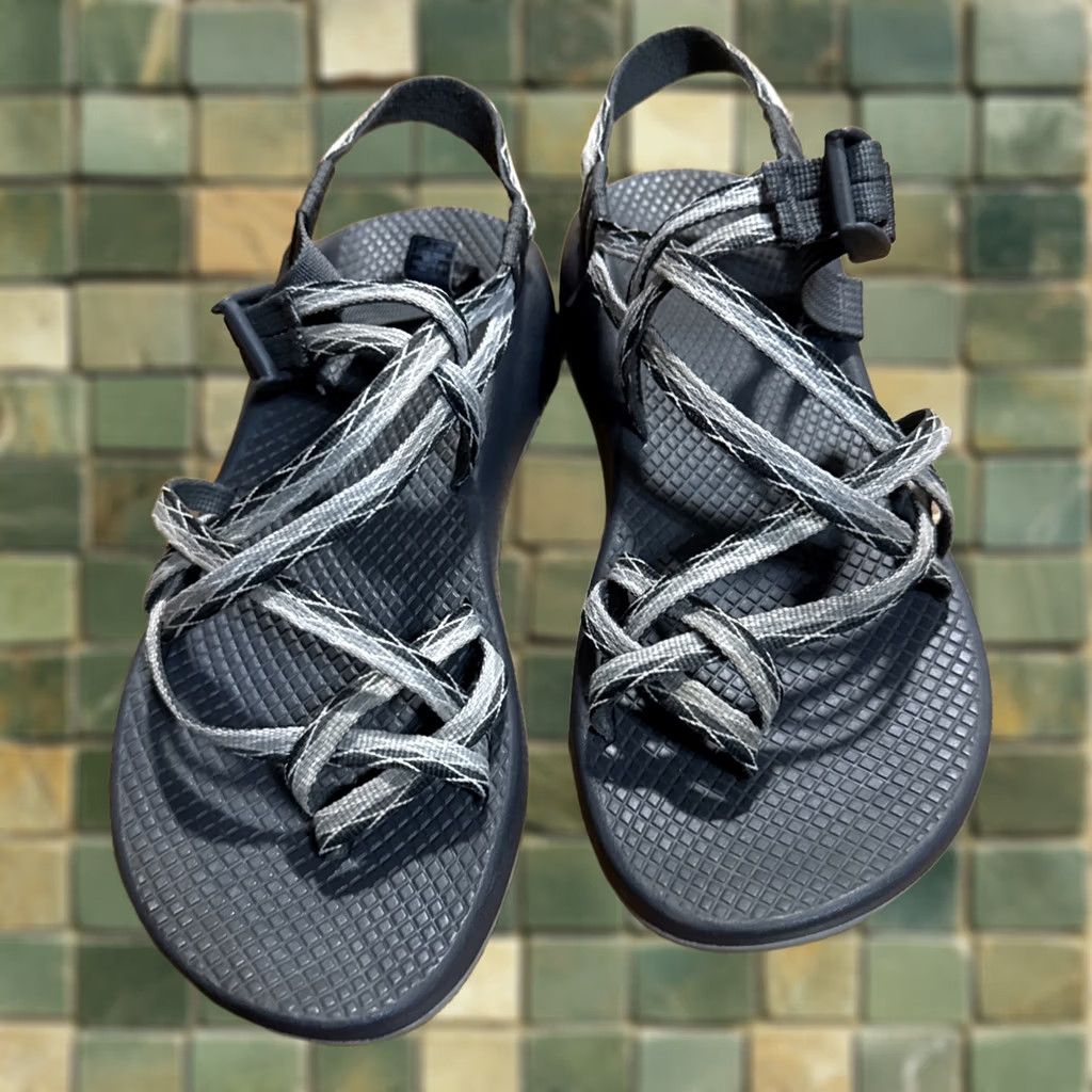 Chaco Chaco ZX/2 Z/X2 Classic Apex Gray Comfort Sandals Women Size 9 Gray Strappy Sandal Hiking Gorpcore Size US 9 / IT 39 - 1 Thumbnail