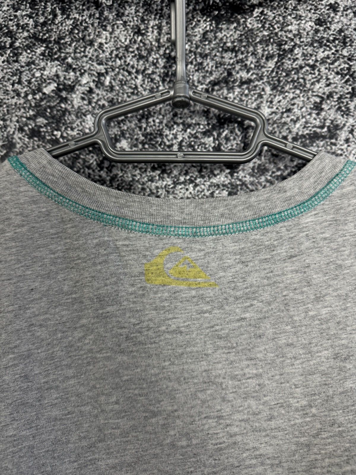 Quiksilver Vintage Quiksilver Surf T-Shirt Big Logo Palm Surfing Size M Size US M / EU 48-50 / 2 - 15 Thumbnail