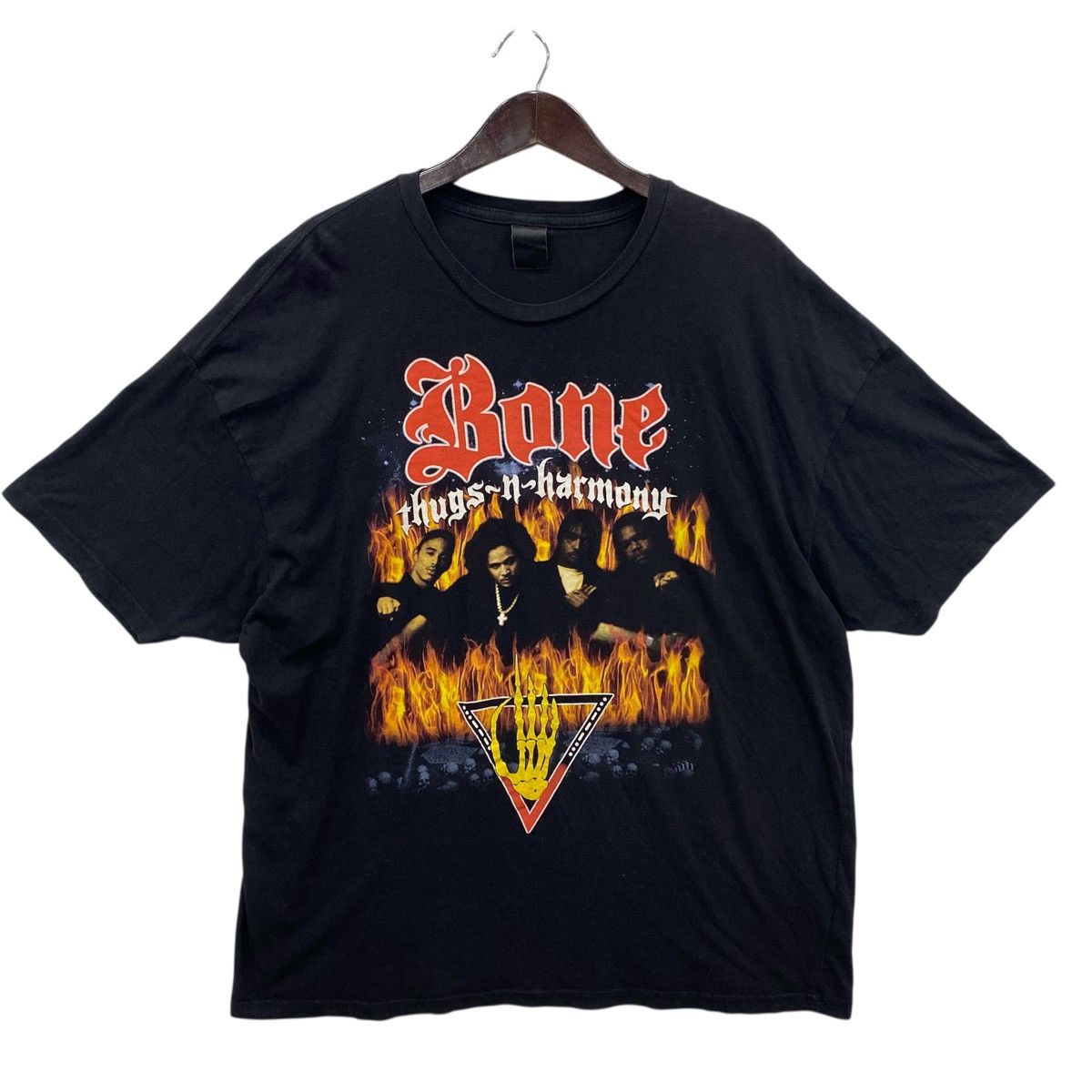 Band Tees 💥Bone Thugs-N-Harmony gangsta rap / hip hop rap tee shirt Size US XL / EU 56 / 4 - 1 Thumbnail