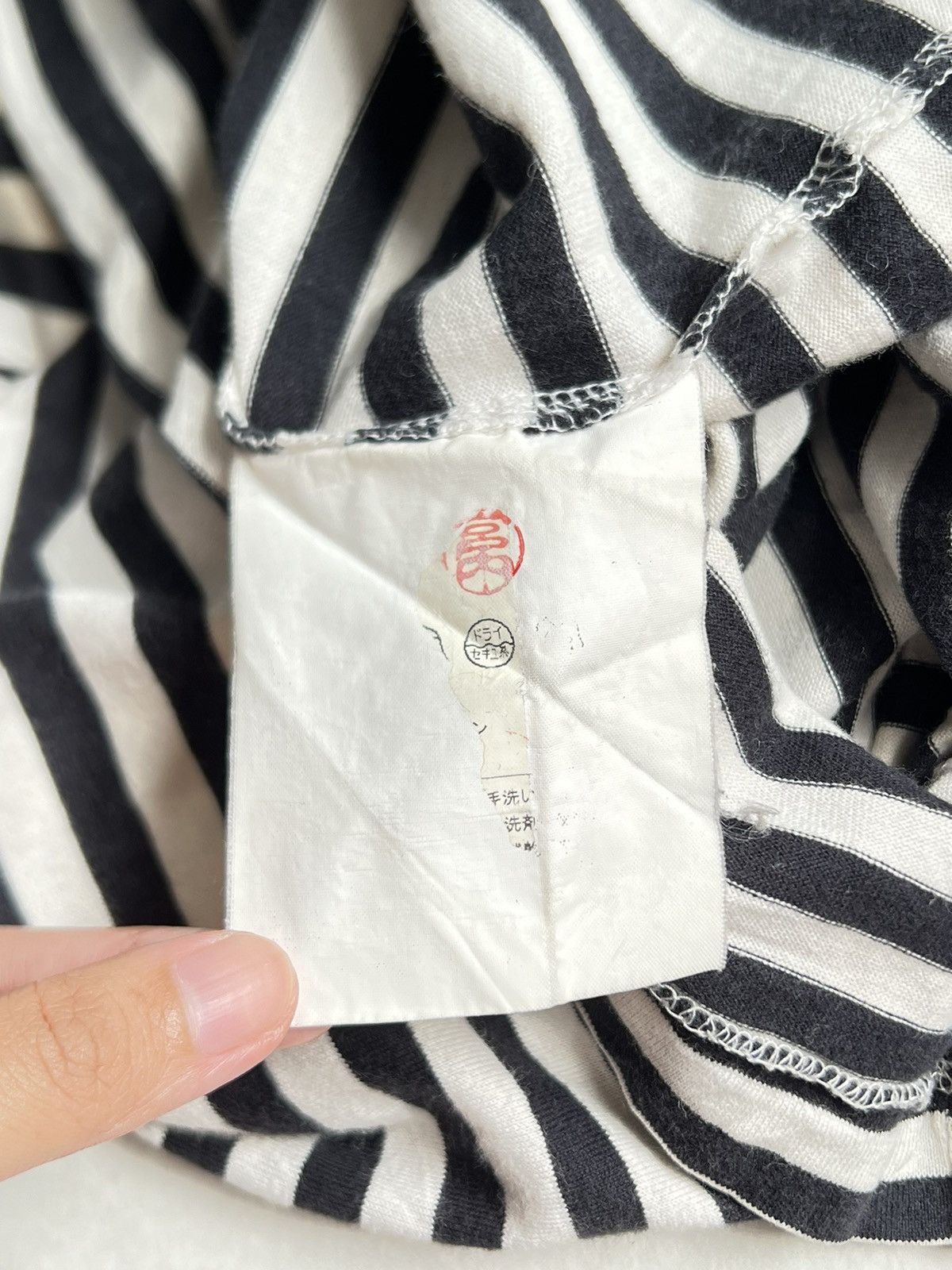 Comme des Garcons Comme Des Garcons Play Striped T-shirt Size US S / EU 44-46 / 1 - 12 Thumbnail