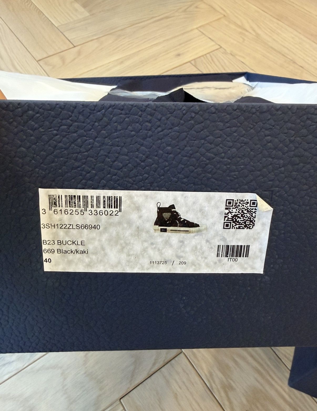 Dior NWT DIOR x PETER DOIG B23 HIGH TOP SNEAKERS Size US 7 / EU 40 - 7 Thumbnail