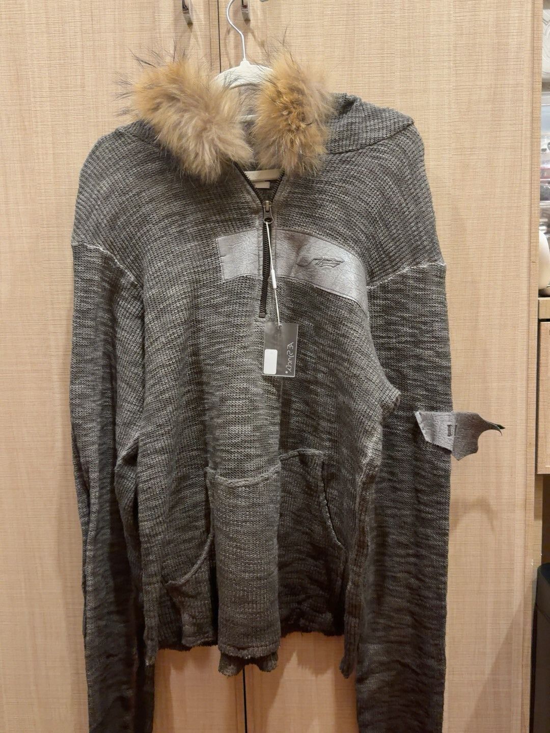 Japanese Brand Half Zip Hoodie with Fur Collar Size S / US 4 / IT 40 - 1 Thumbnail