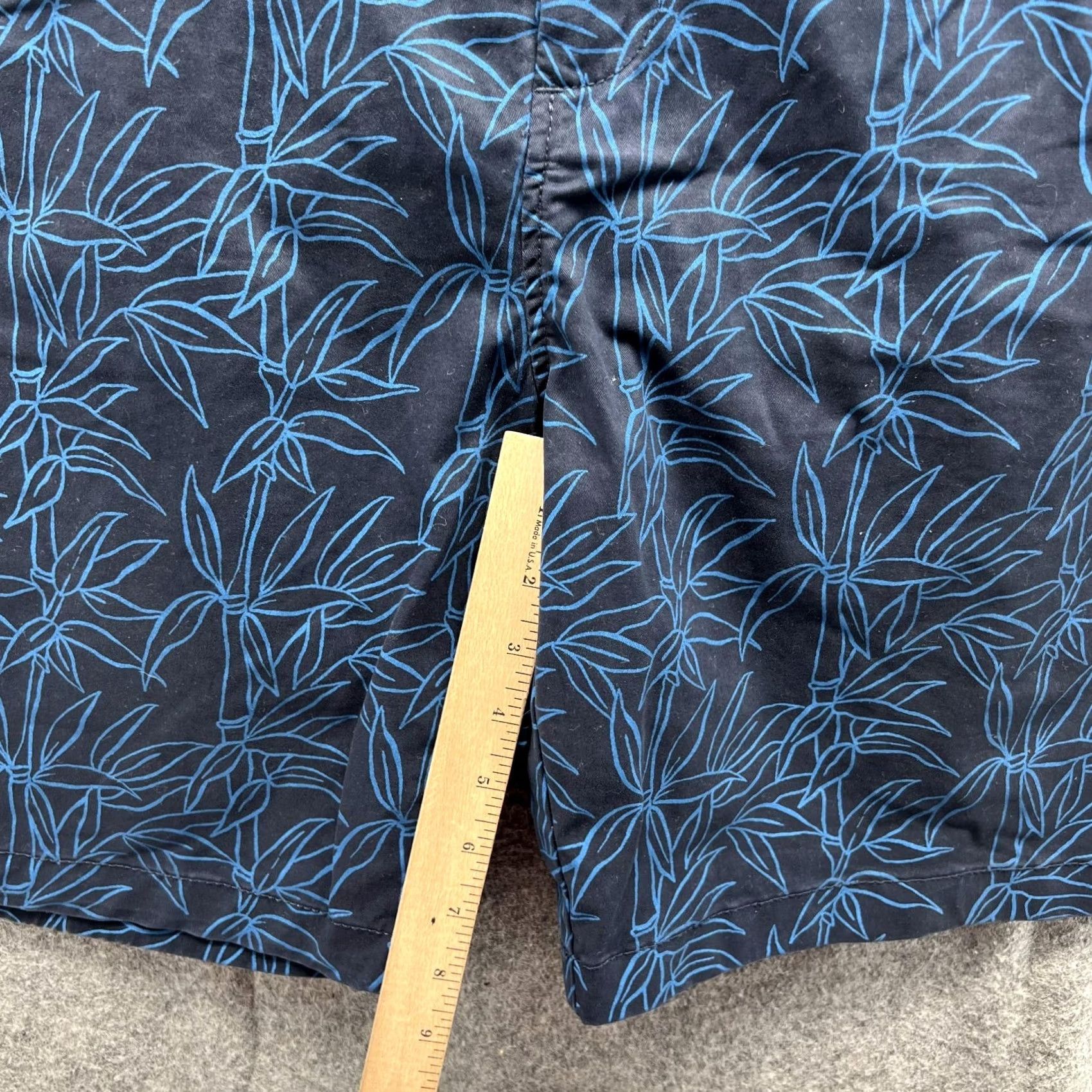 Tommy Hilfiger Tommy Hilfiger Shorts Men 38 Adult Blue Navy Chino Flat Front Casual Size US 38 / EU 54 - 6 Thumbnail