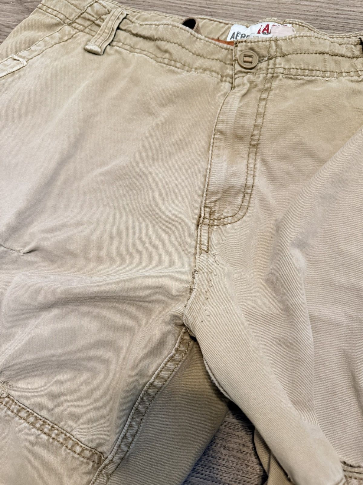 Aeropostale Y2K khaki Aeropostale cargo shorts Size US 36 / EU 52 - 3 Thumbnail