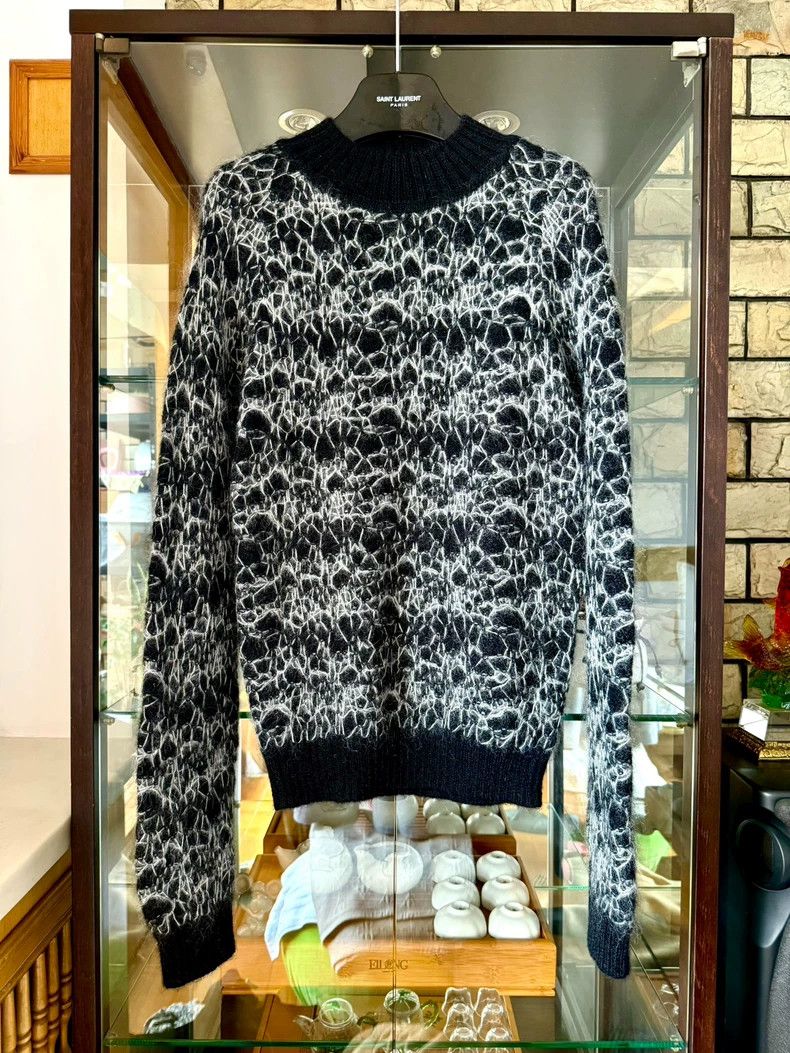 Saint Laurent Paris Saint Laurent Paris 20 FW runway black and white mohair kn Size US M / EU 48-50 / 2 - 1 Thumbnail