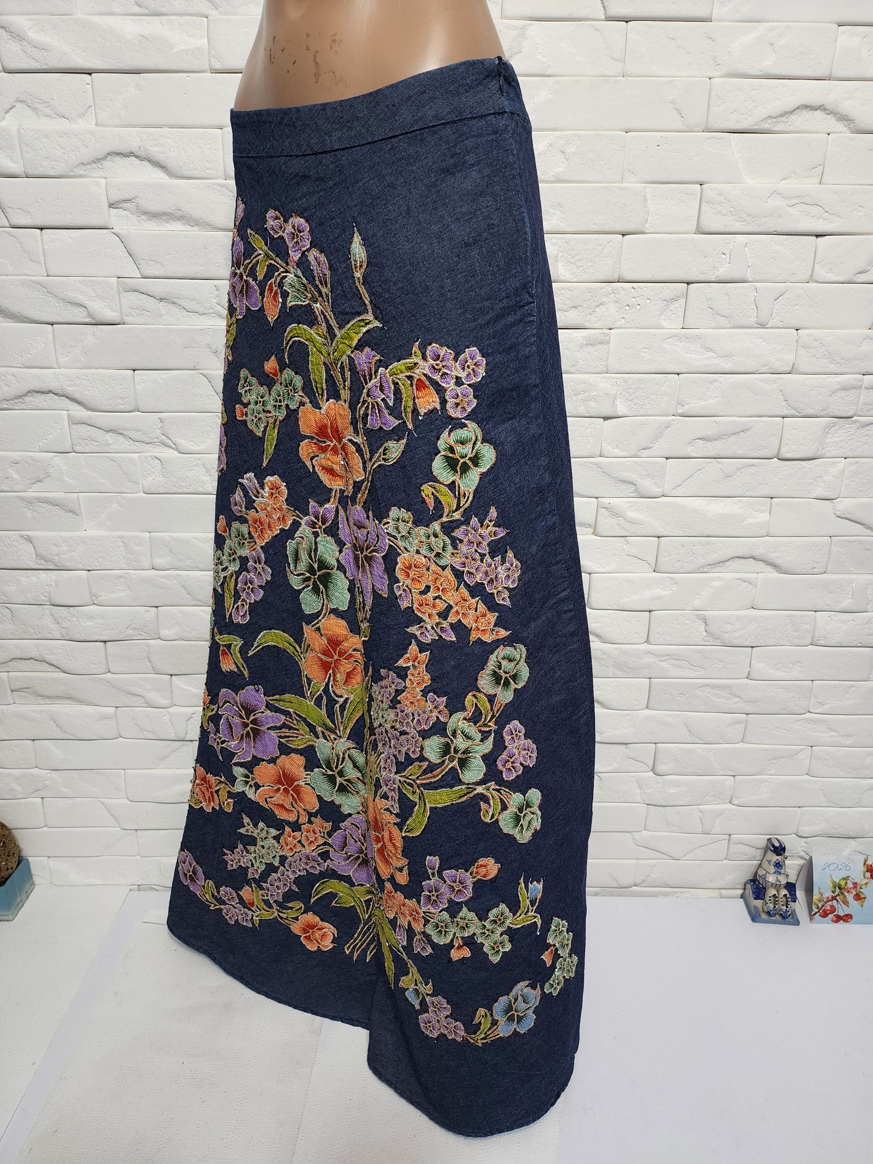 Other Blue Cotton Skirt: Flared Skirt with Embroidery and Beads. Size 30" / US 8 / IT 44 - 3 Thumbnail