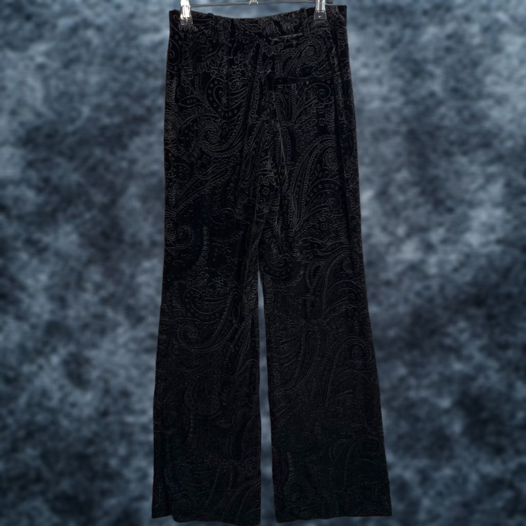Zara Zara Black Velvet Paisley Wide-Leg Pants XS Women's Pants Velvet Wide-Leg Black Paisley Zara XS Womens Formal Dress Pants 90s? Size 26" / US 2 / IT 38 - 1 Thumbnail