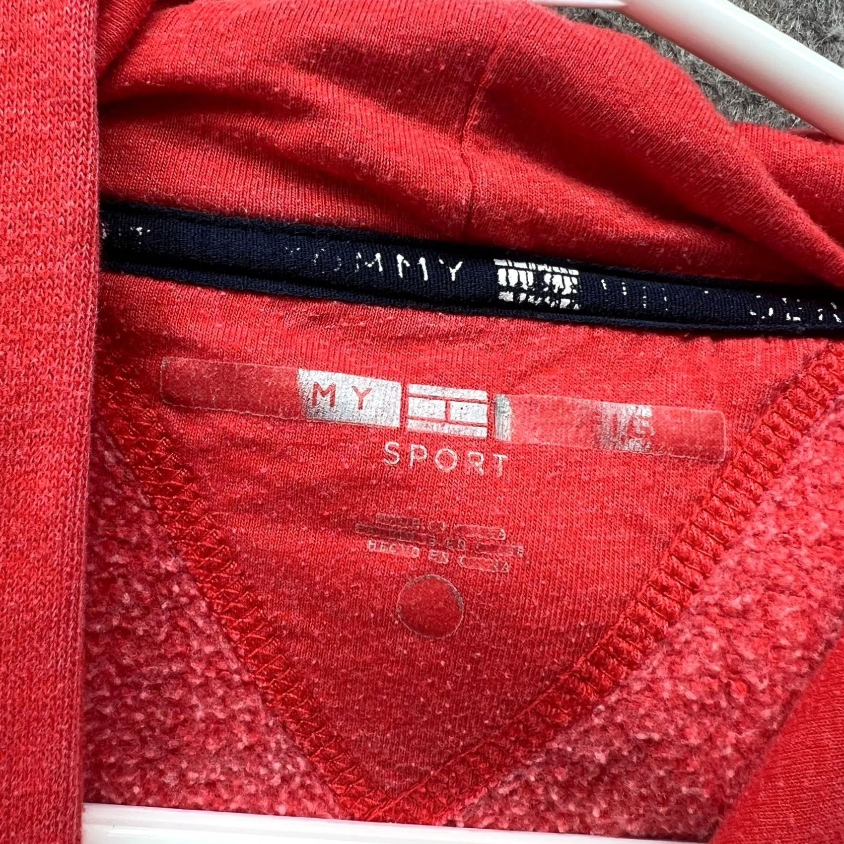 Tommy Hilfiger VINTAGE Tommy Hilfiger Hoodie Womens Large Red Pullover Fleece Sport Flag TH Sweatshirt Size L / US 10 / IT 46 - 7 Thumbnail