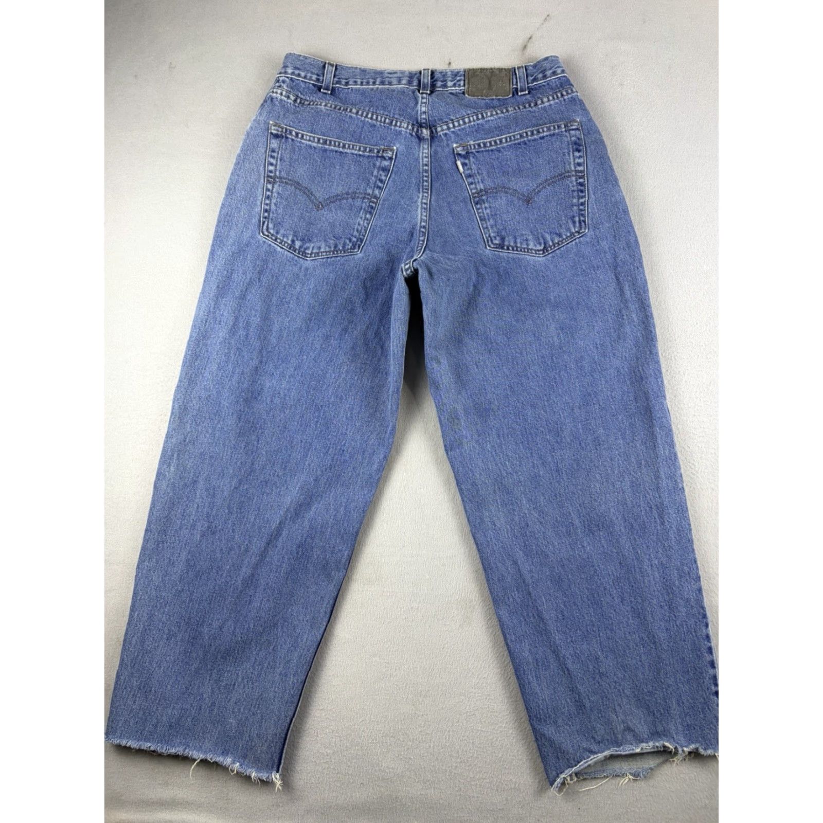 Denime VINTAGE Levi’s Silver Tab Baggy Jeans Men 36x30 Blue Denim 90s Relaxed Straight 32 Inseam 27 Inseam, Medium Wash, Zip Button, Denim, Men Size US 36 / EU 52 - 4 Thumbnail