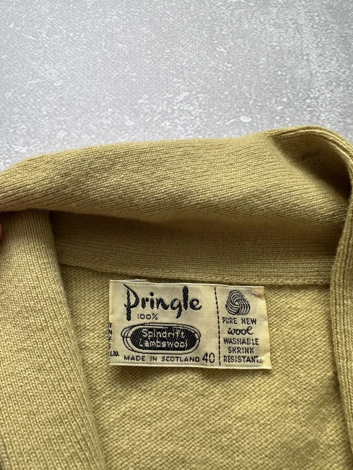 Pringle Of Scotland × Vintage Sweater Pringle made in Scotland Vintage size 40 Size S / US 4 / IT 40 - 5 Thumbnail