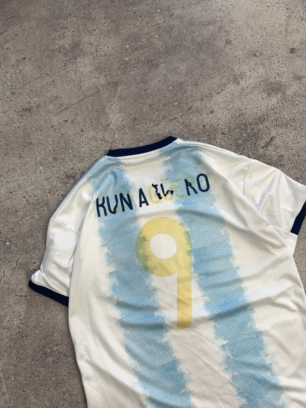 Adidas × Vintage Vintage Y2K blockcore Argentina KunAguero sportswear Jersey Size US M / EU 48-50 / 2 - 15 Thumbnail