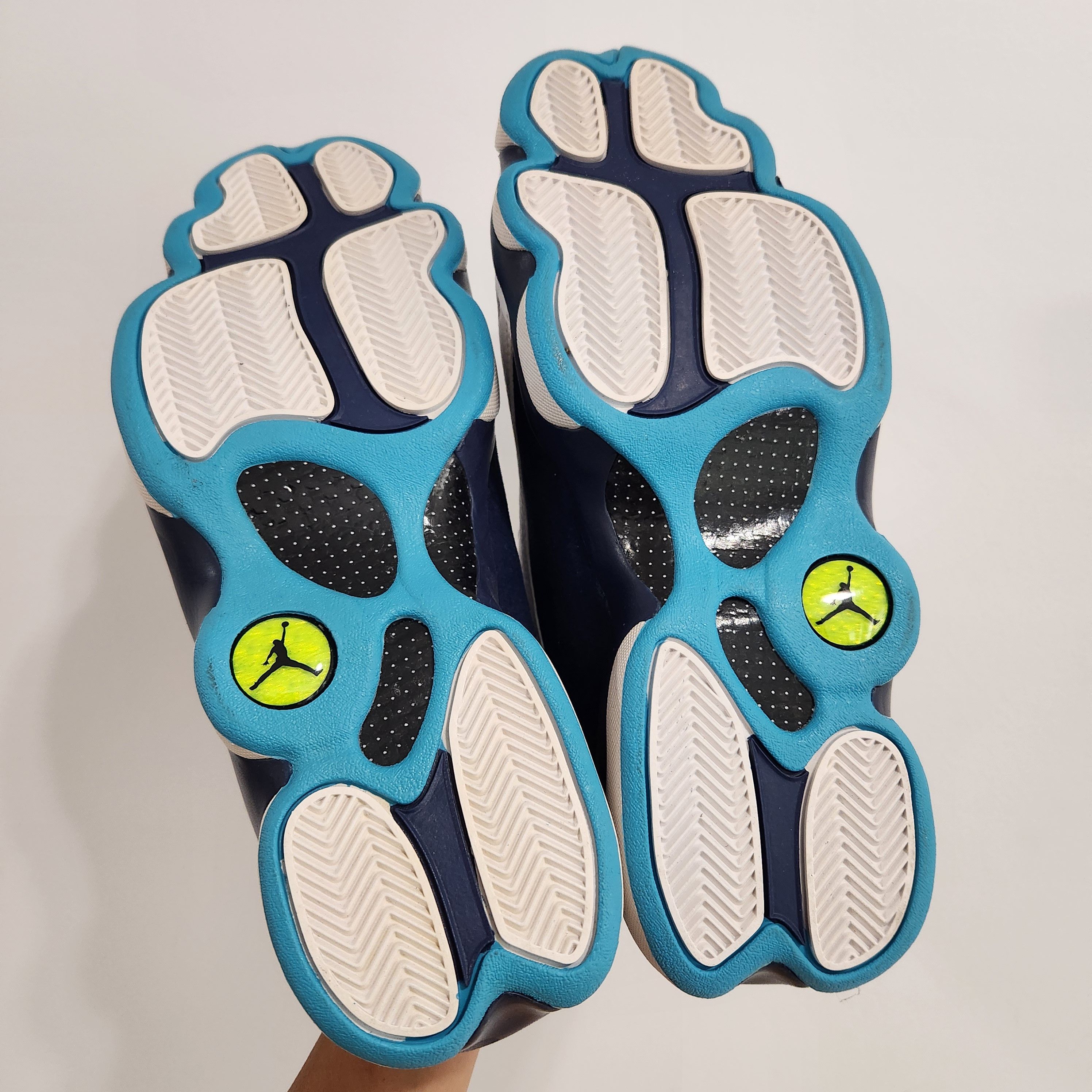 Jordan Brand Air Jordan 13 Low Hornets Size US 10 / EU 43 - 11 Thumbnail