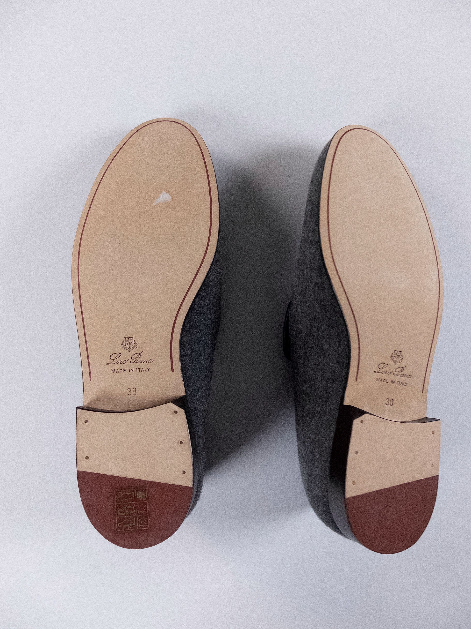 Loro Piana LORO PIANA Anagram gray cashmere smoking slippers 38 q Size US 8 / IT 38 - 10 Thumbnail