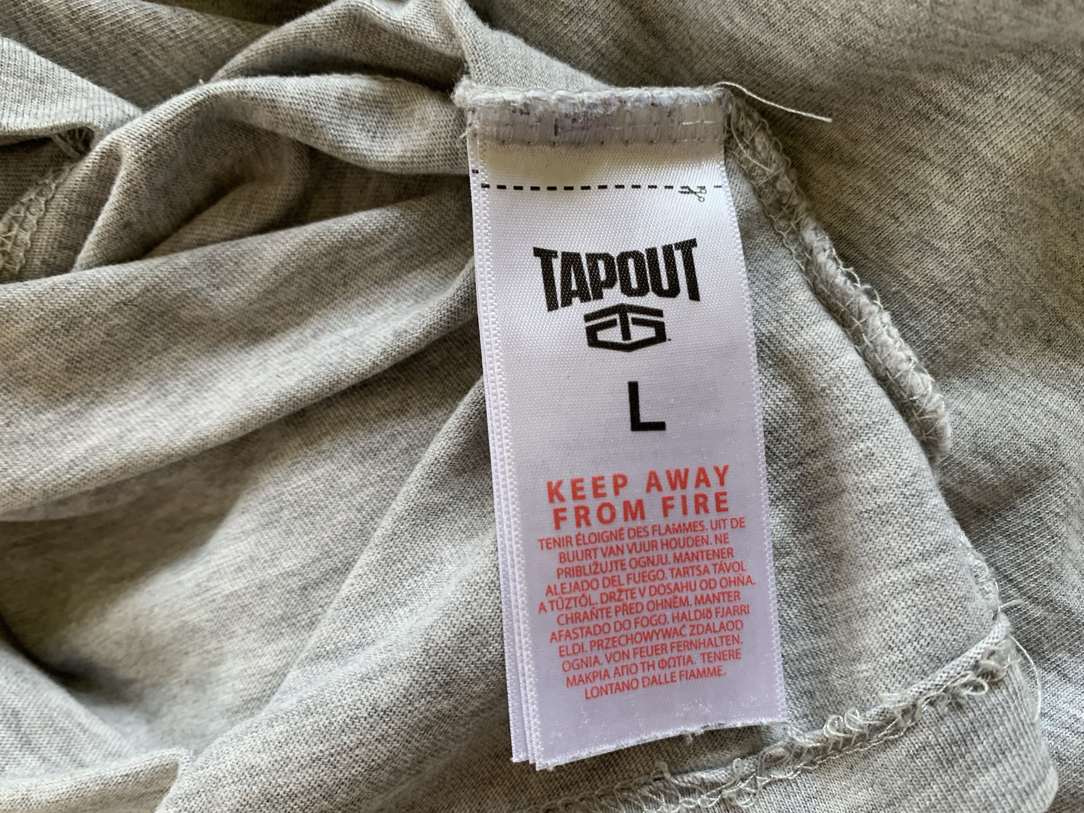 Tapout × Vintage Tapout Logo Grey T Shirt Size US L / EU 52-54 / 3 - 8 Thumbnail