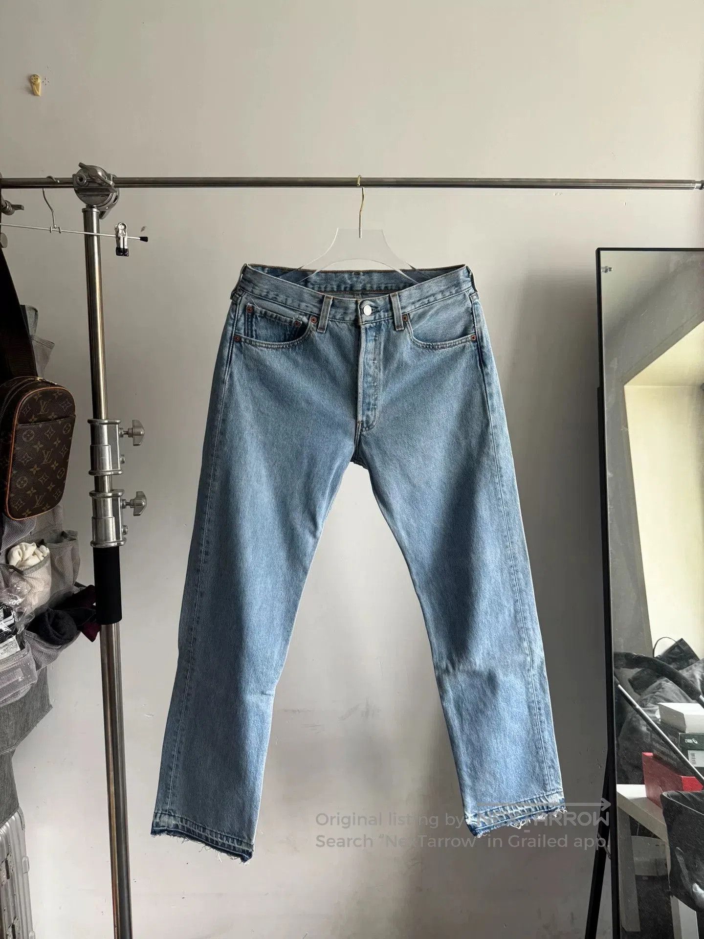 Vintage Levi's 501 Jeans in Light Wash.