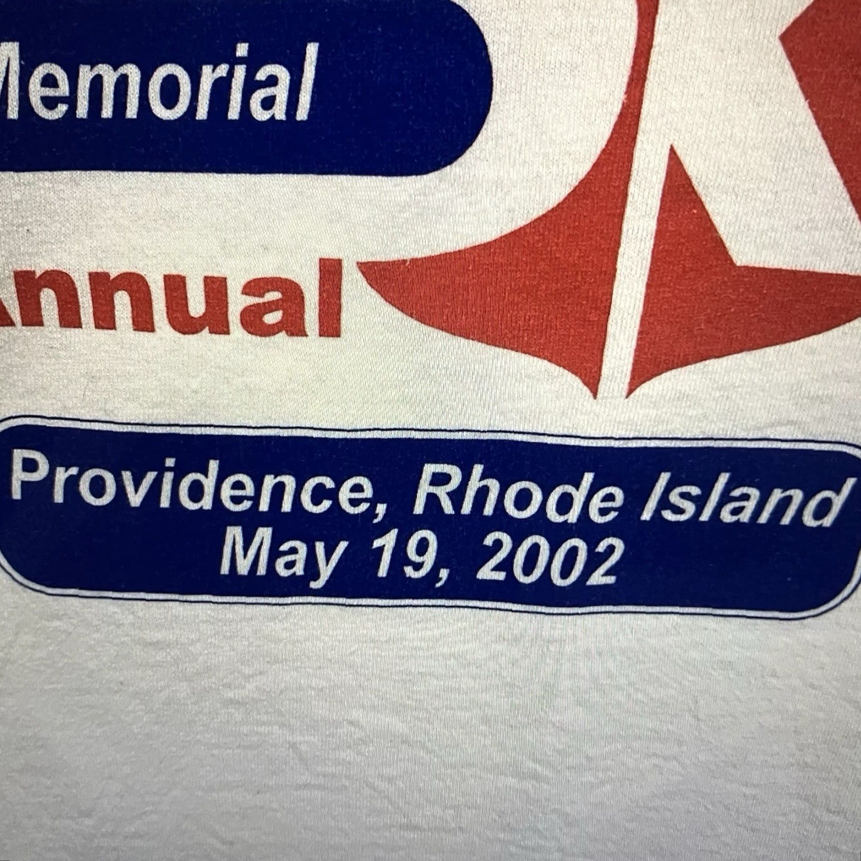 Gildan VINTAGE Providence Rhode Island T-Shirt XL 2000s Graphic Print Men White All Seasons Size US XL / EU 56 / 4 - 7 Thumbnail