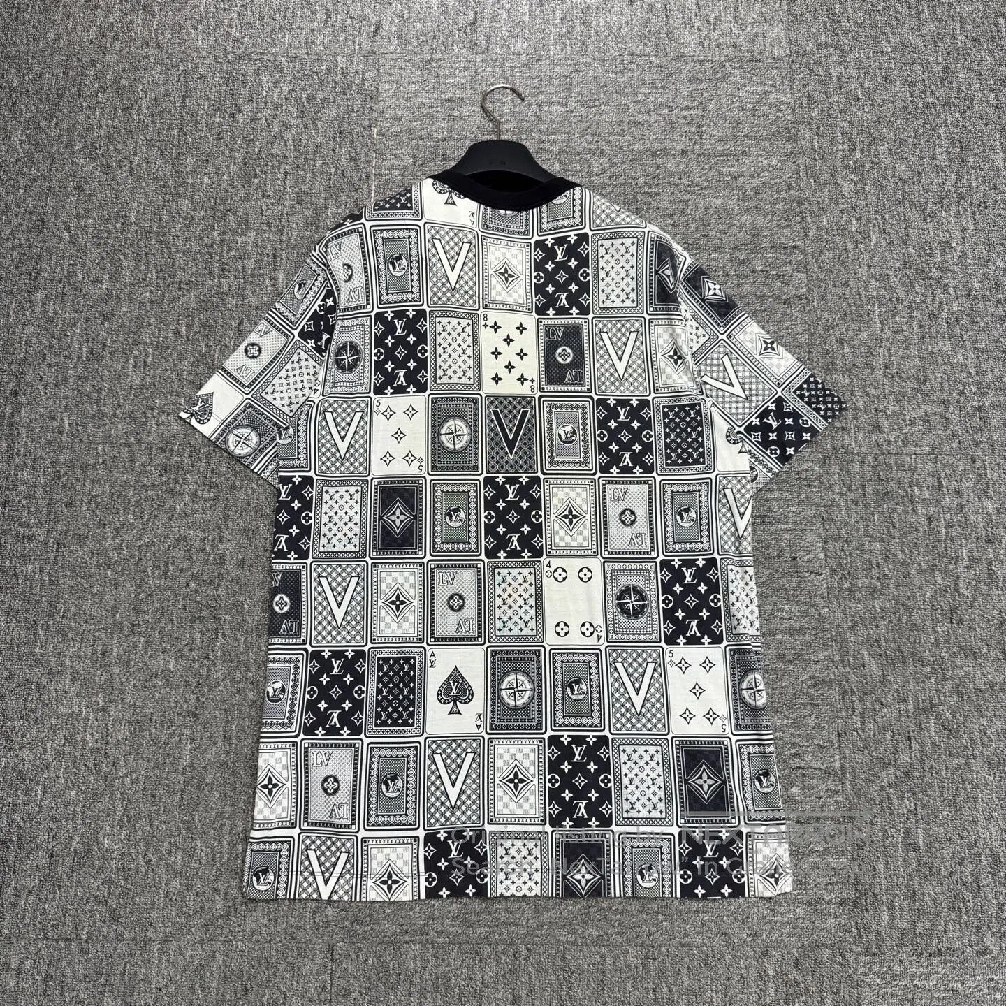 Louis Vuitton Louis Vuitton Card deck-style short-sleeved shirt| Size US L / EU 52-54 / 3 - 2 Thumbnail
