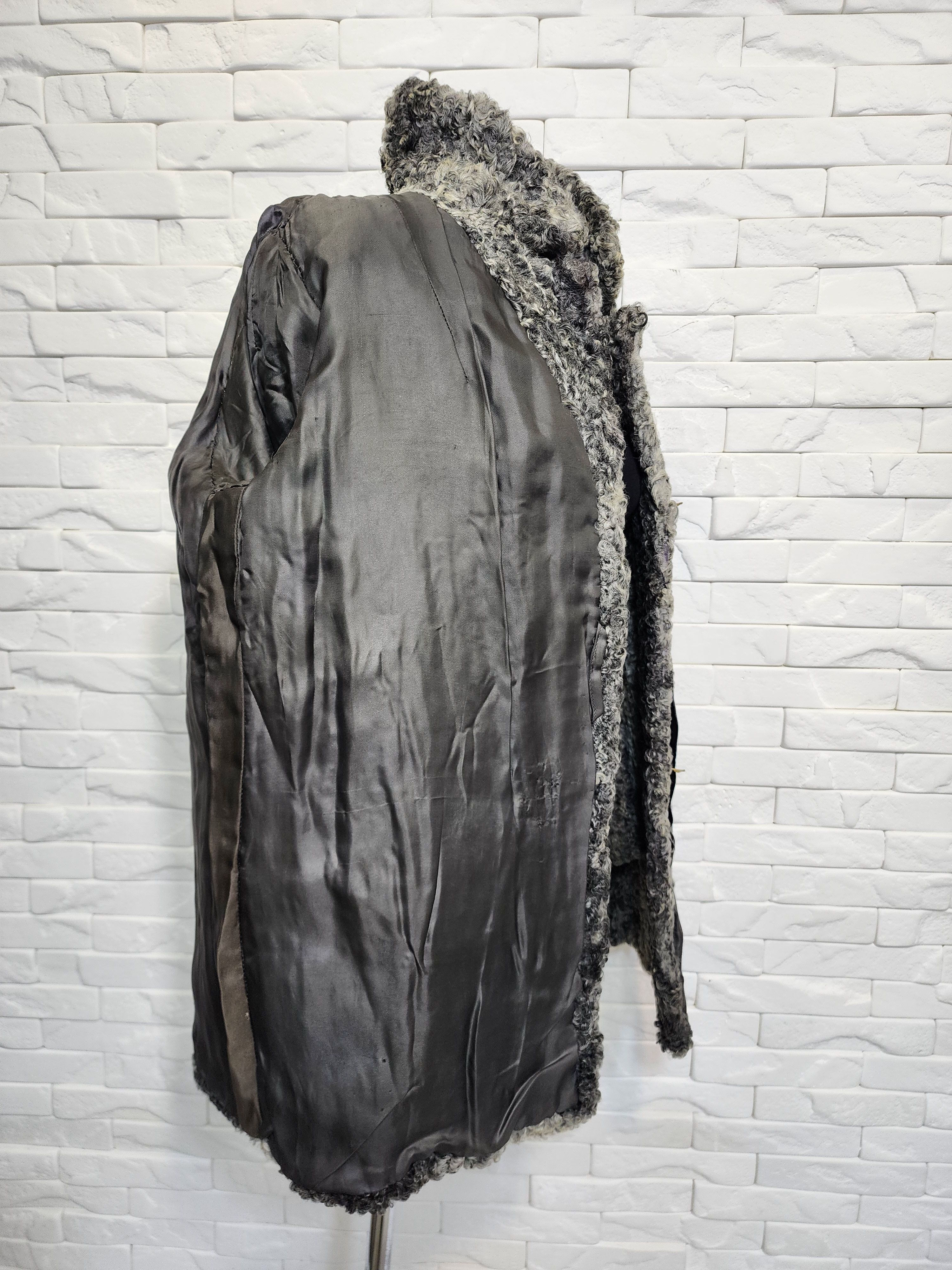 Furla Gray Sheep Fur Coat: Women's Vintage Outerwear Size XL / US 12-14 / IT 48-50 - 8 Thumbnail