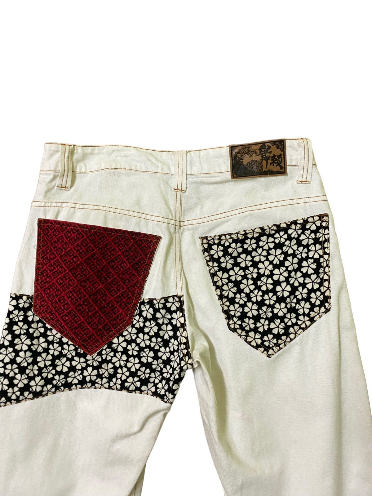 Japanese Brand Vintage Japanese Tradition Motive Patchwork Denim Jeans Size US 32 / EU 48 - 9 Thumbnail