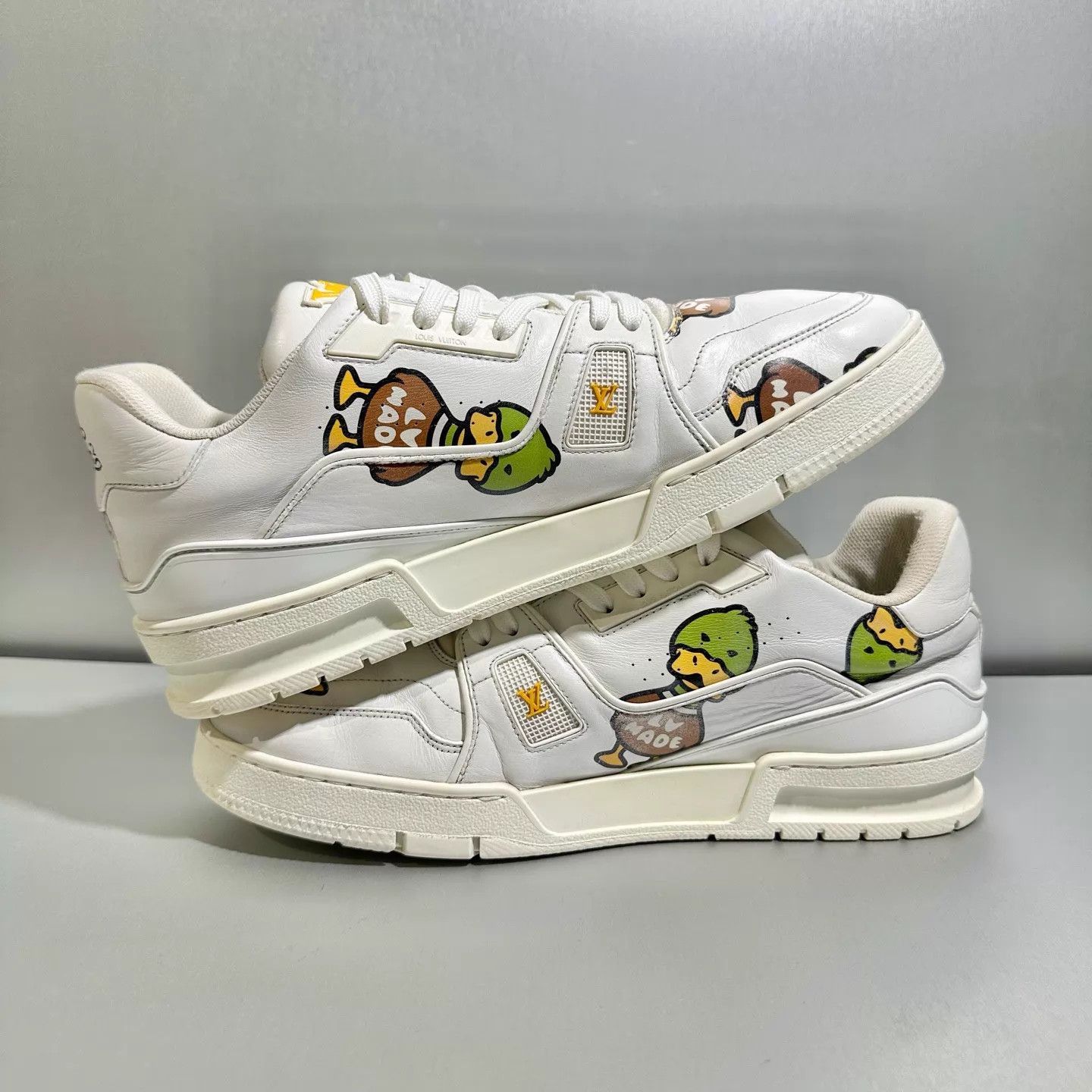Louis Vuitton LV Trainer nigo x 8/42 lightly used excellent Size US 9 / EU 42 - 4 Thumbnail