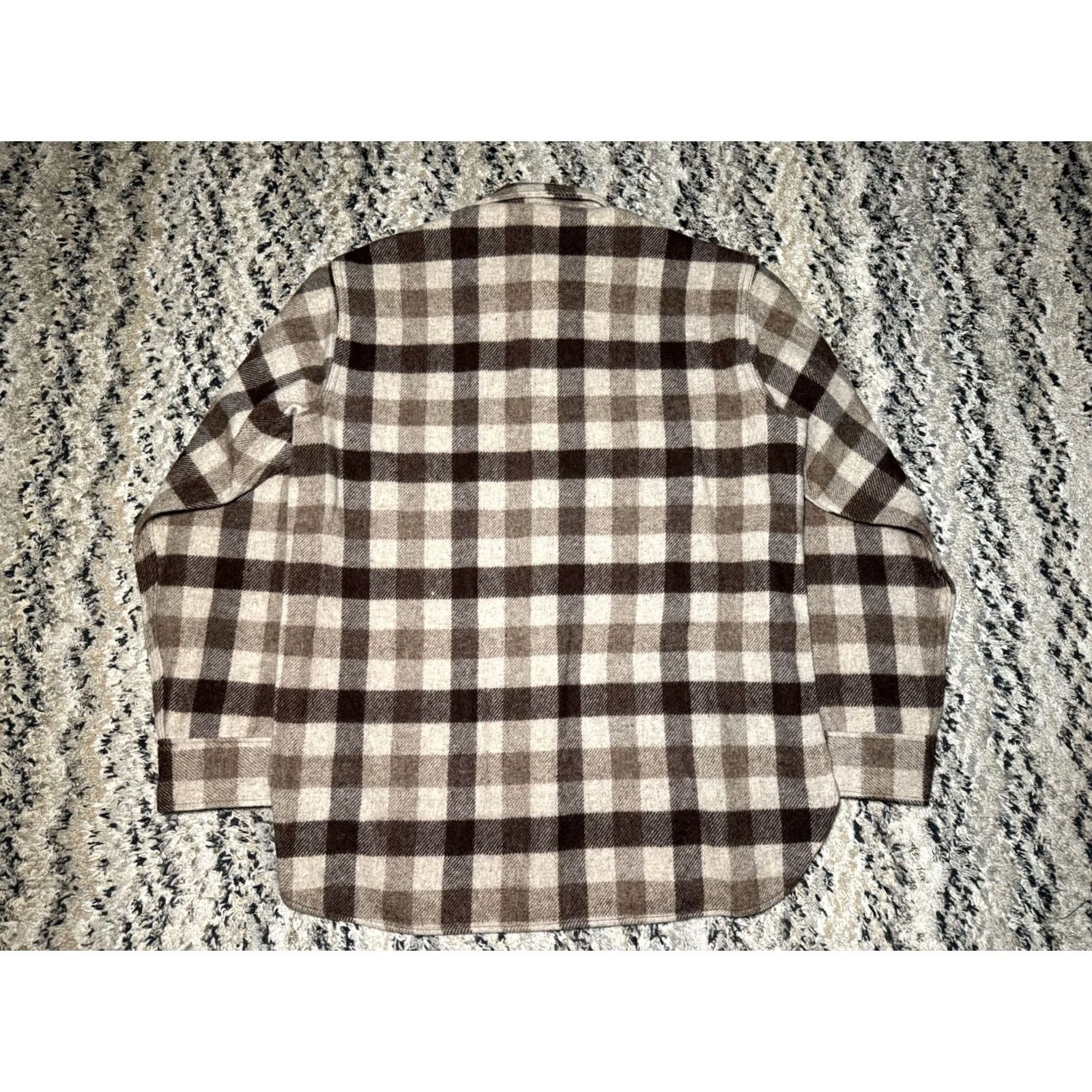Vintage VINTAGE Woolrich Lumberjack Buffalo Plaid Button-Up Shirt Shacket Large Brown Tan 70s Mens L Size US L / EU 52-54 / 3 - 7 Thumbnail