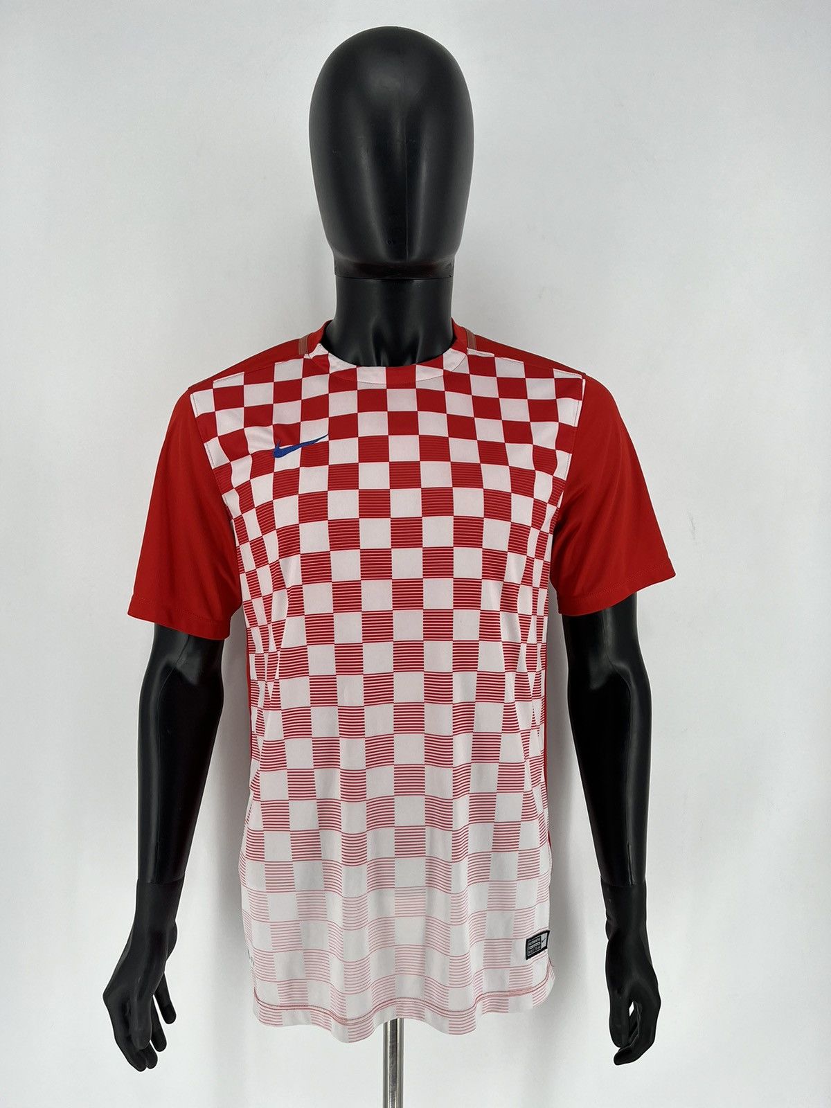 Vintage Vintage Croatia National Nike Home Euro Soccer Jersey Size US M / EU 48-50 / 2 - 2 Thumbnail