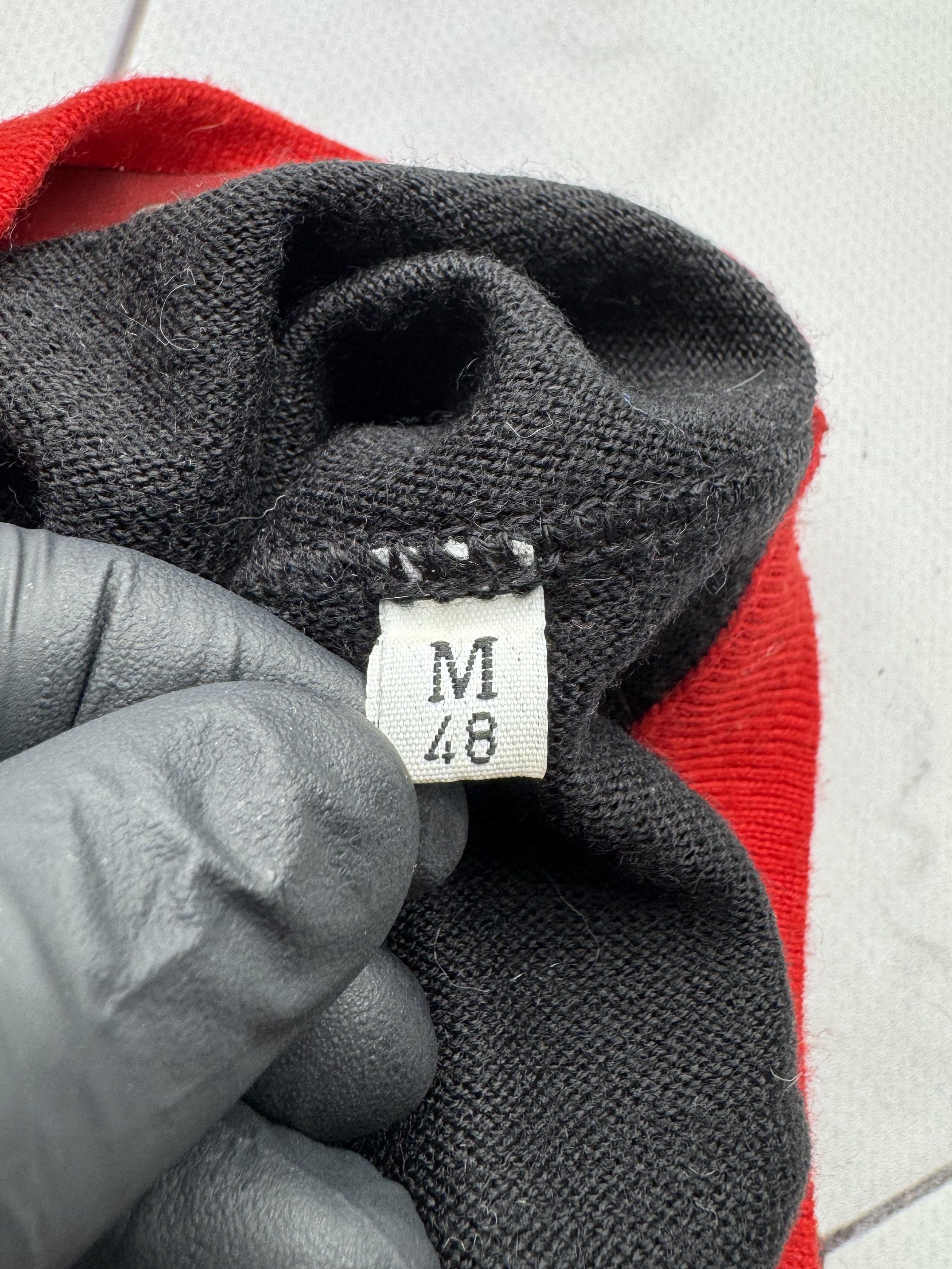 Valentino Valentino Vintage Sweater (B79) Size US S / EU 44-46 / 1 - 6 Thumbnail