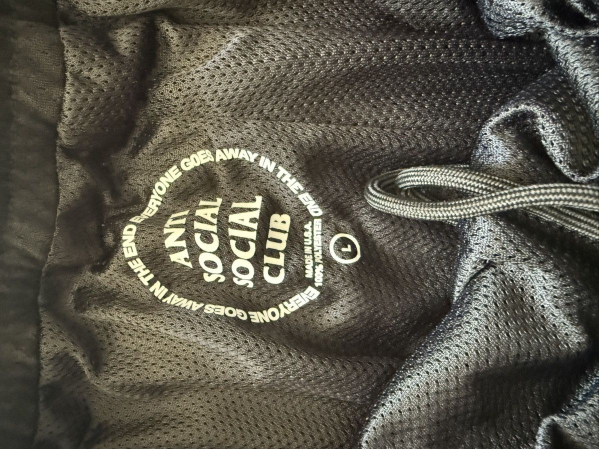 Anti Social Social Club × Fragment Design Anti Social Social Club x Fragment Black Pink Mesh Shorts L Size US 34 / EU 50 - 4 Thumbnail