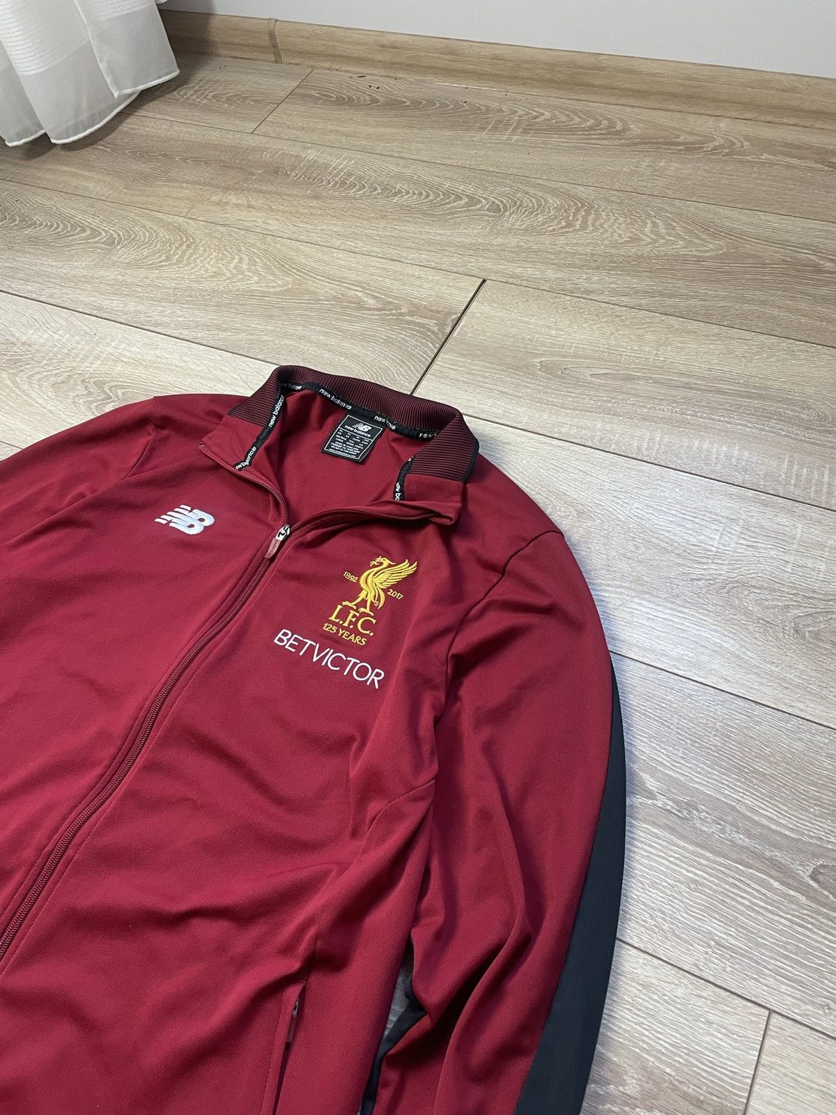 New Balance 2017 Liverpool Track Top 125 Years Training Shirt Xl Men Size US XL / EU 56 / 4 - 2 Thumbnail