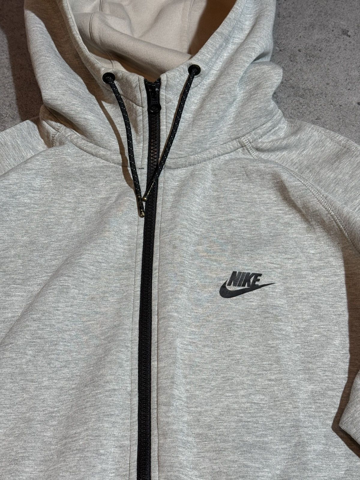 Nike Nike Tech Fleece Grey Black Swoosh Hoodie XL Hype Streetwear Size US L / EU 52-54 / 3 - 5 Thumbnail