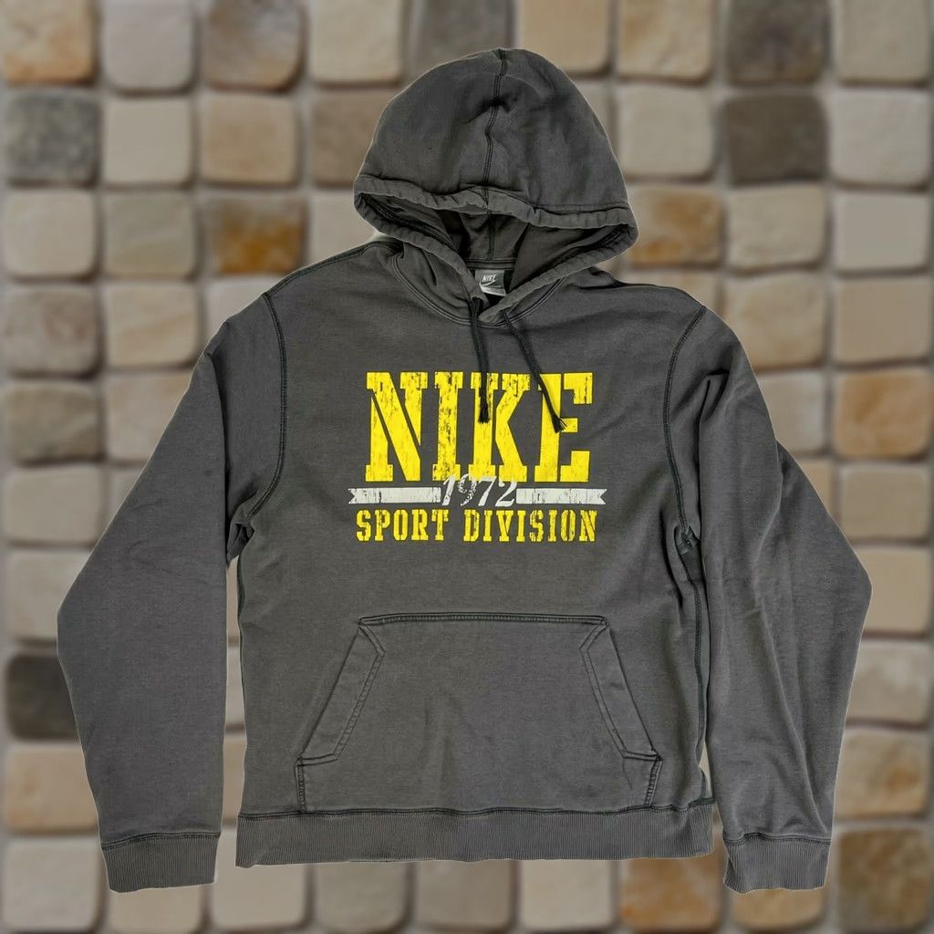 Nike VINTAGE Nike Sportswear 1972 Sport Division Hoodie Mens M Gray XS?? Size US M / EU 48-50 / 2 - 1 Thumbnail