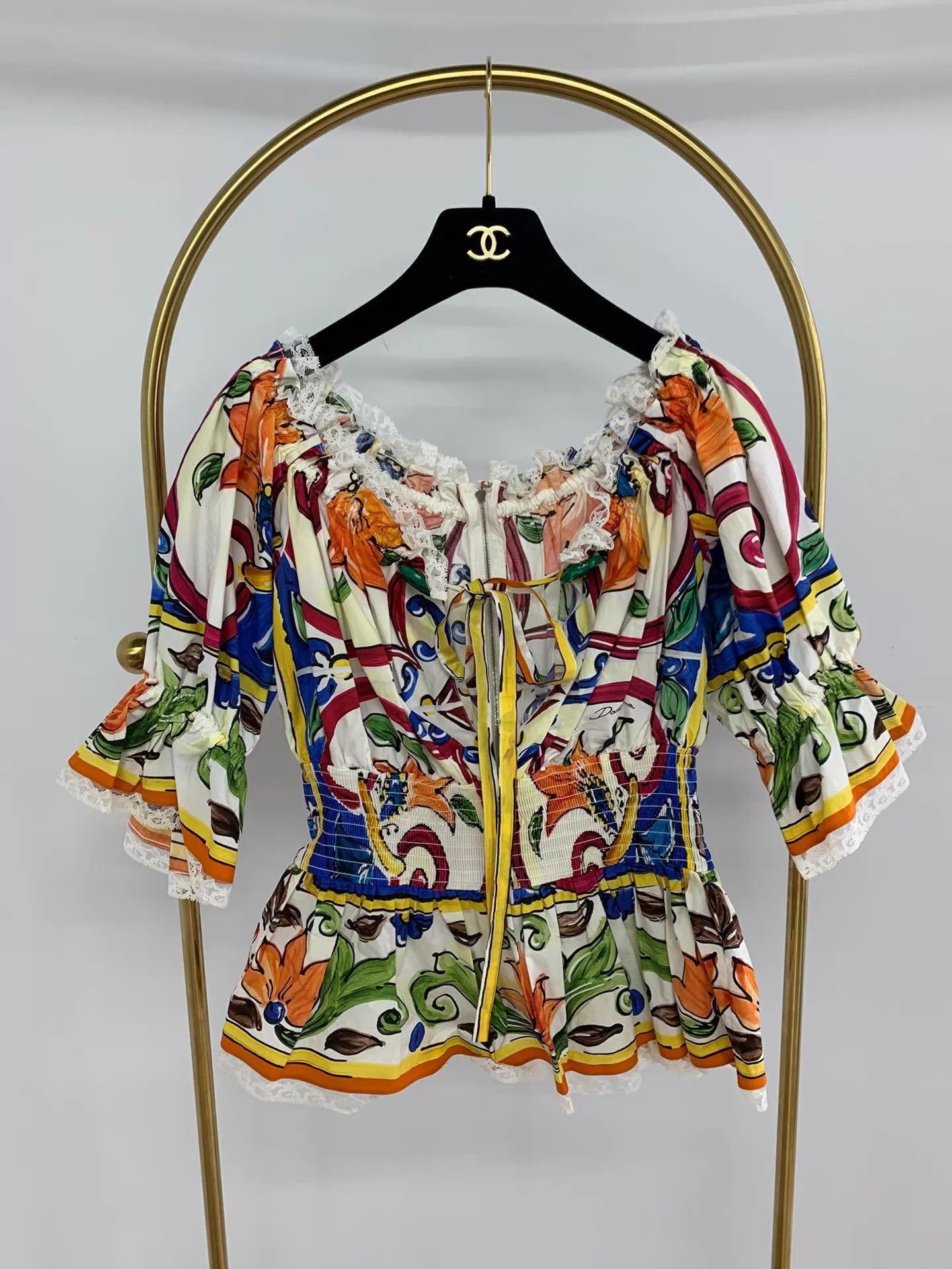Dolce & Gabbana Dolce&Gabbana women's colorful print top size 40 new Size S / US 4 / IT 40 - 1 Thumbnail