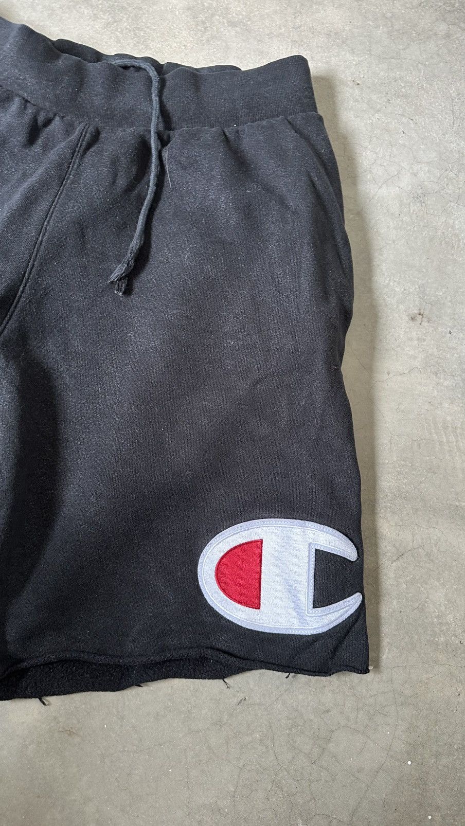Champion CHAMPION REVERSE WEAVE SHORT PANT Size US 36 / EU 52 - 3 Thumbnail