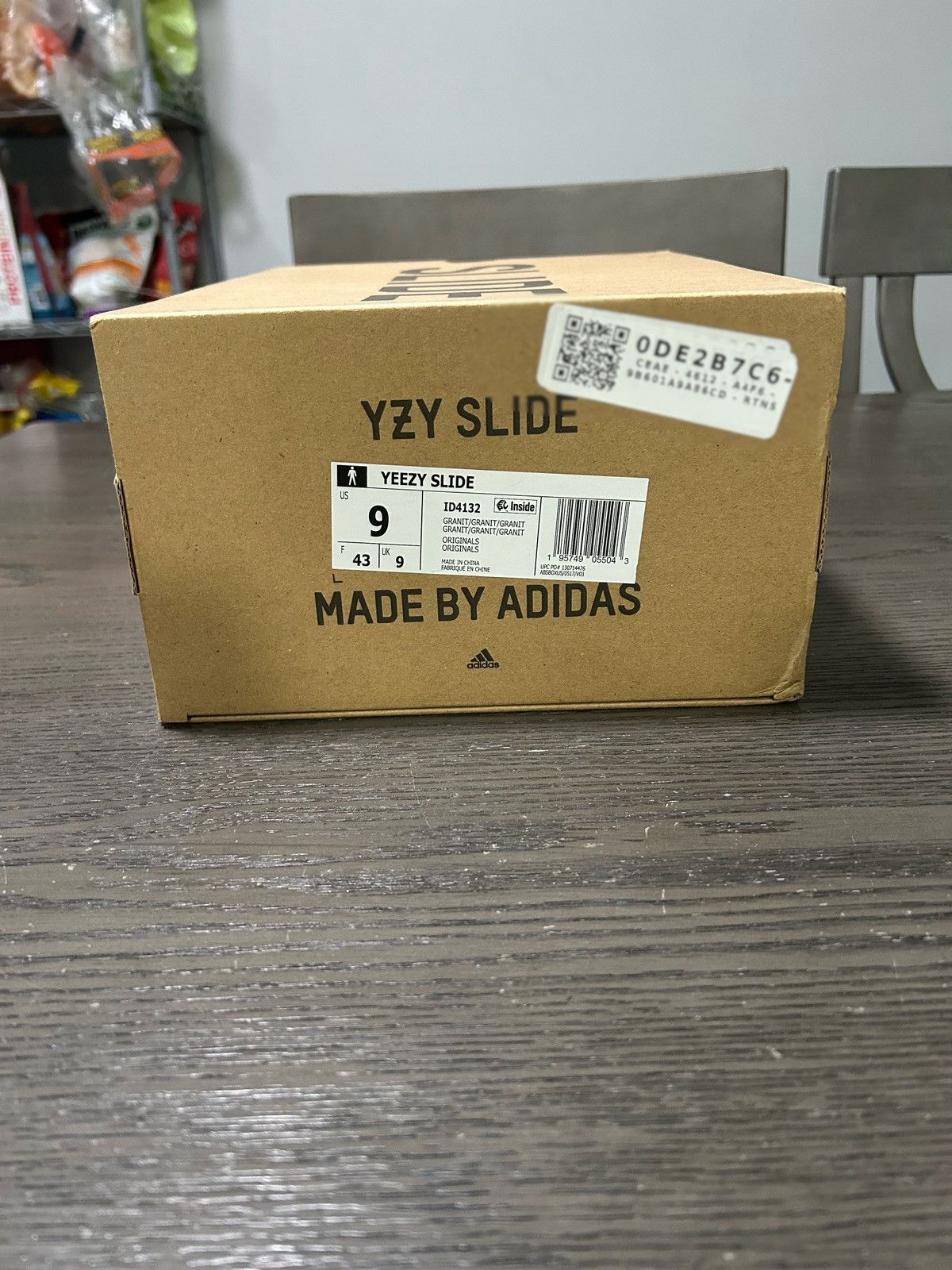 Yeezy Yeezy Slide Granite Size 9 Size US 9 / EU 42 - 7 Thumbnail