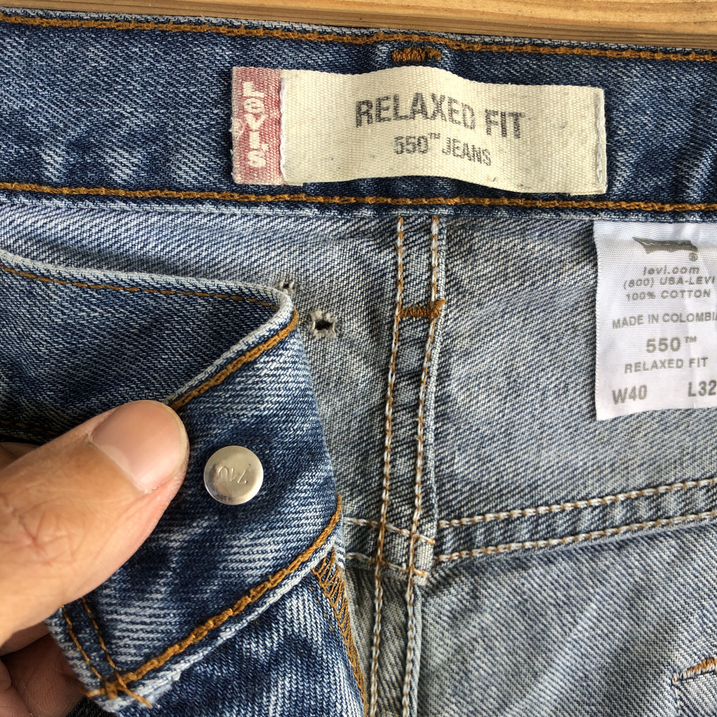 Levi's Vintage Levis 550 Faded Jeans Distressed Levi's Denim Size US 40 / EU 56 - 7 Thumbnail